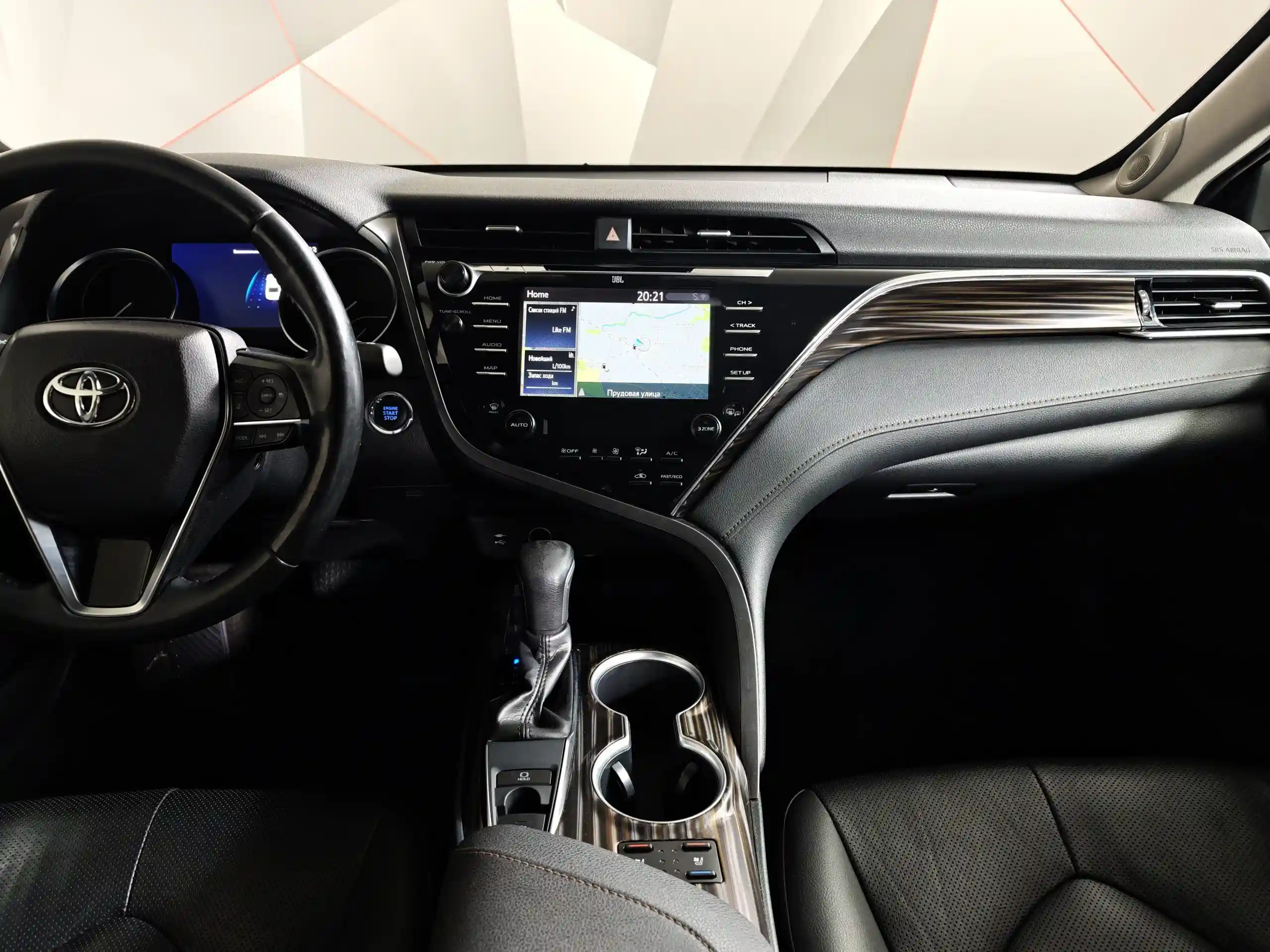 Toyota Camry 2020
