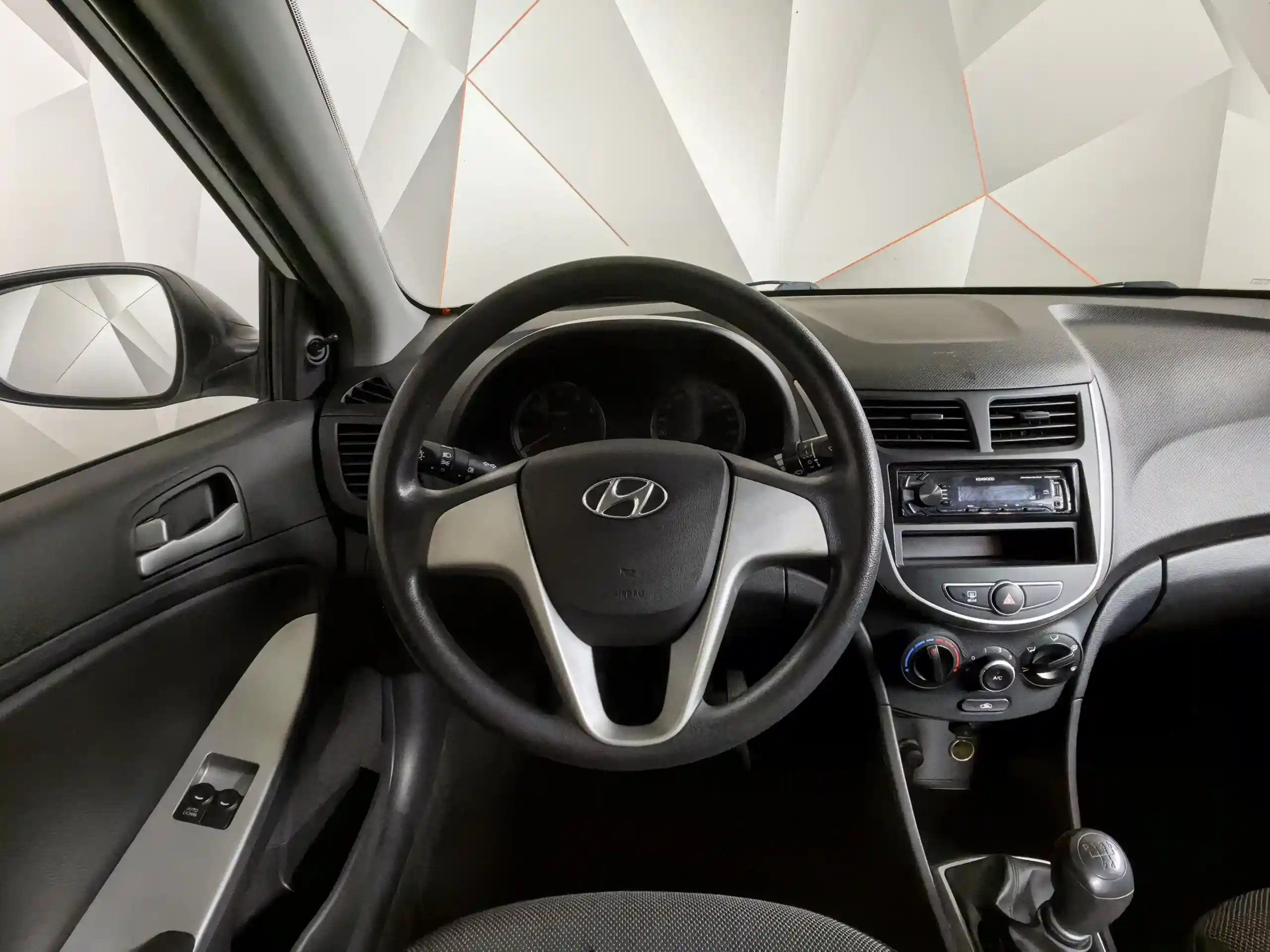 Hyundai Solaris 2014