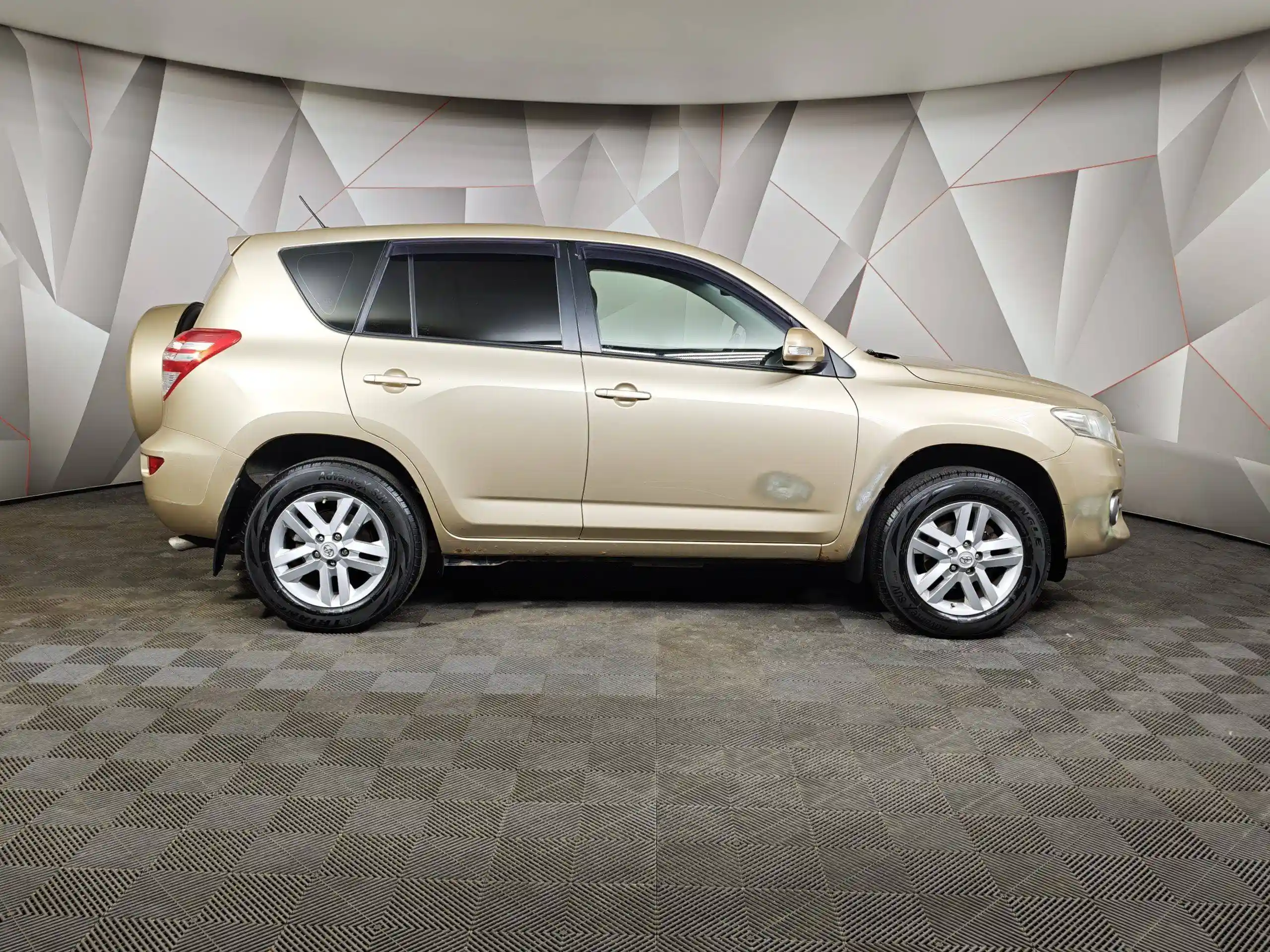 Toyota RAV4 2011