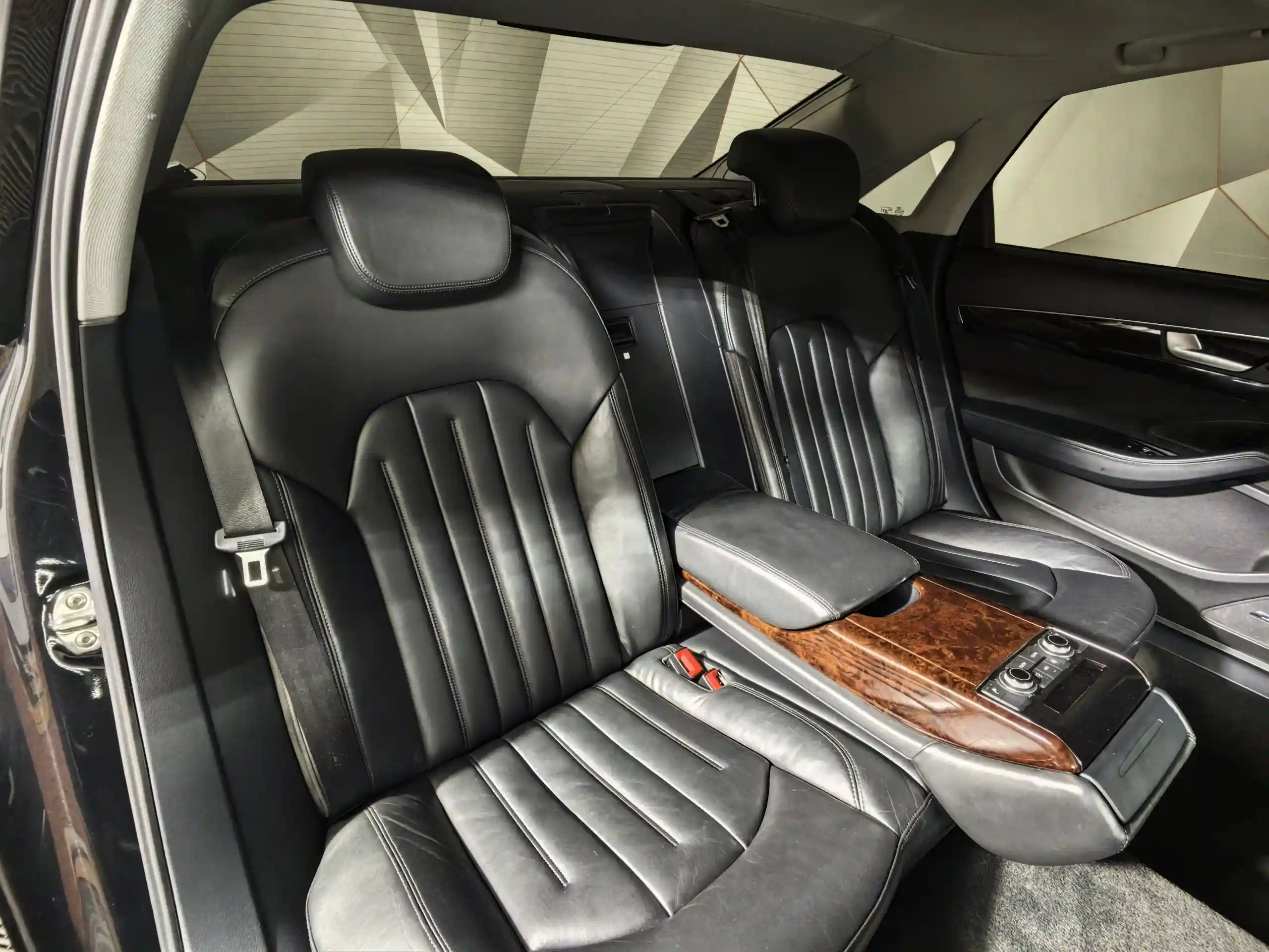 Audi A8 2011