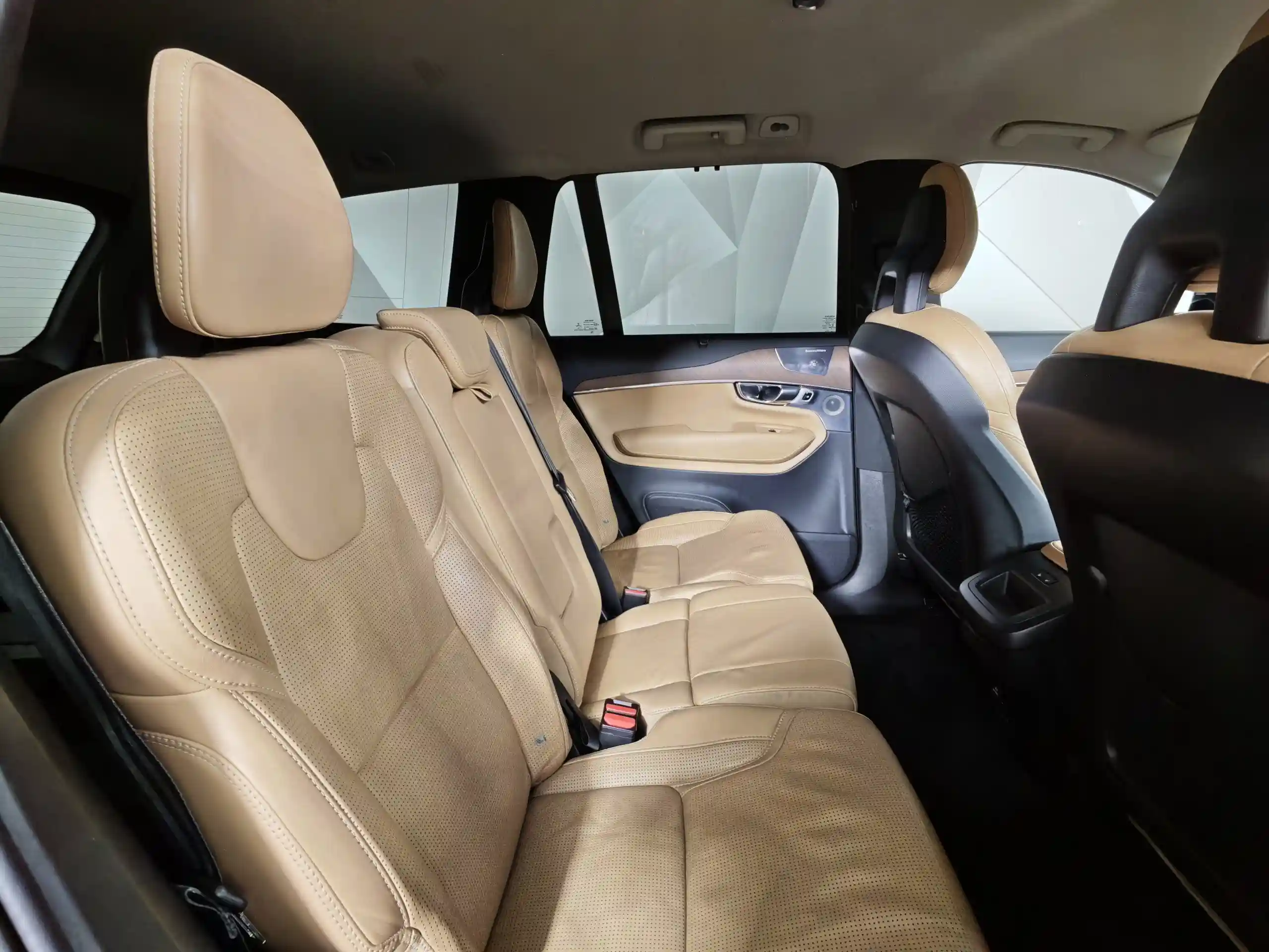 Volvo XC90 2016