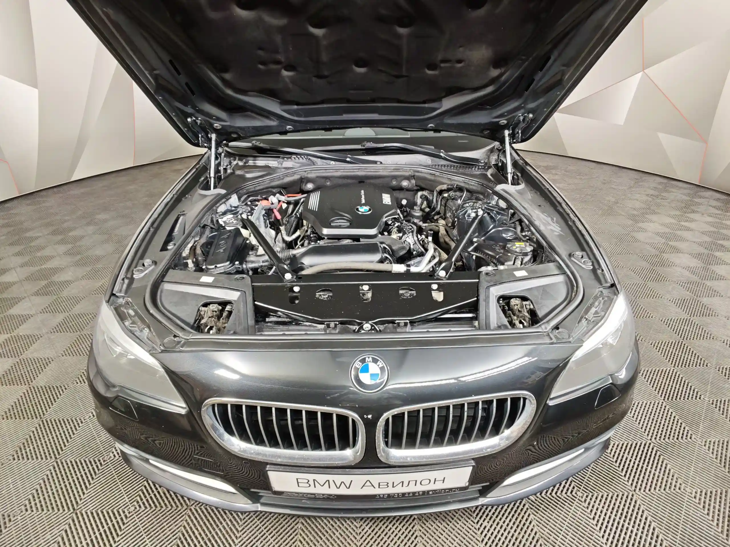 BMW 5 серия 2016
