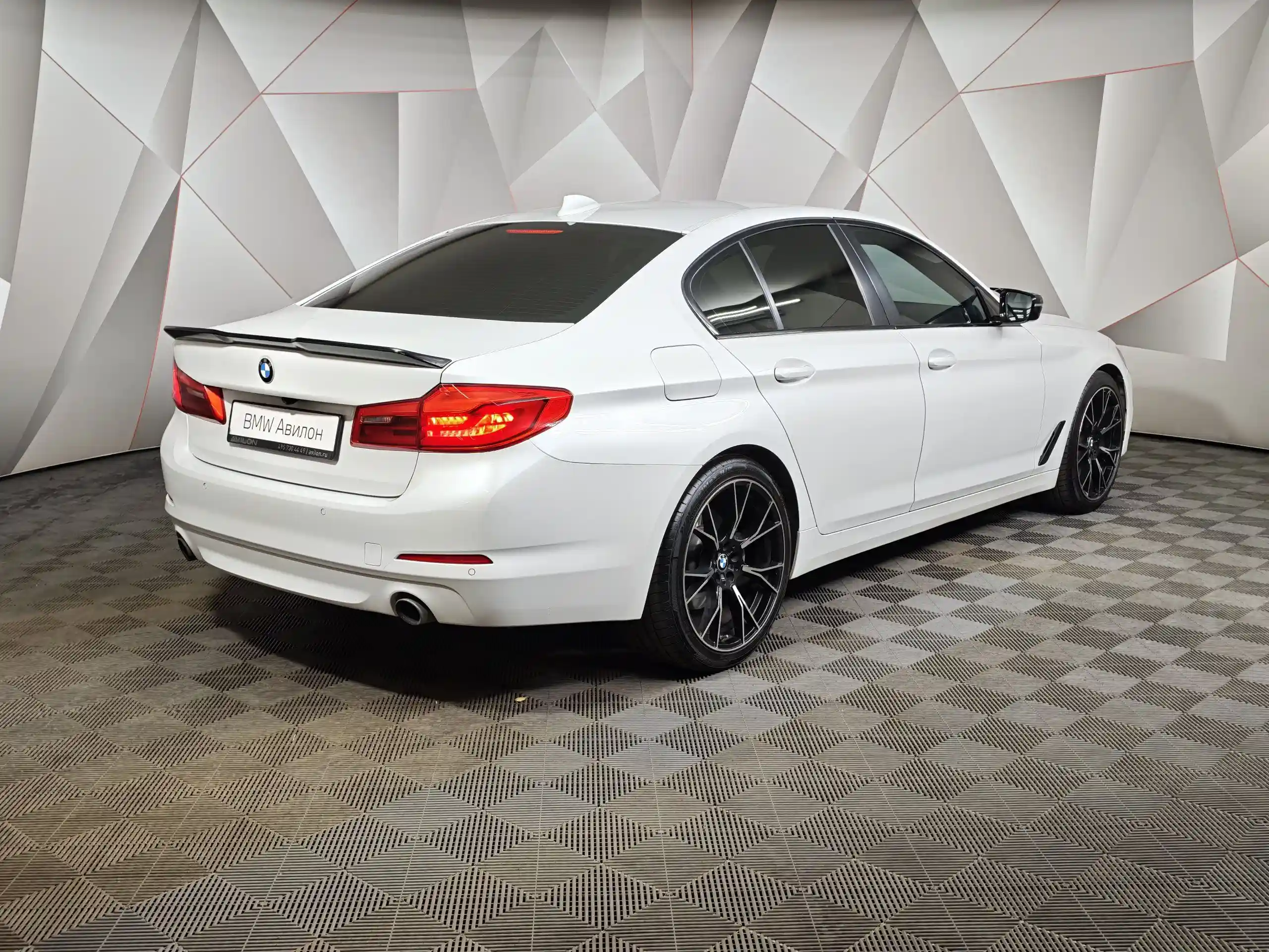 BMW 5 серия 2017