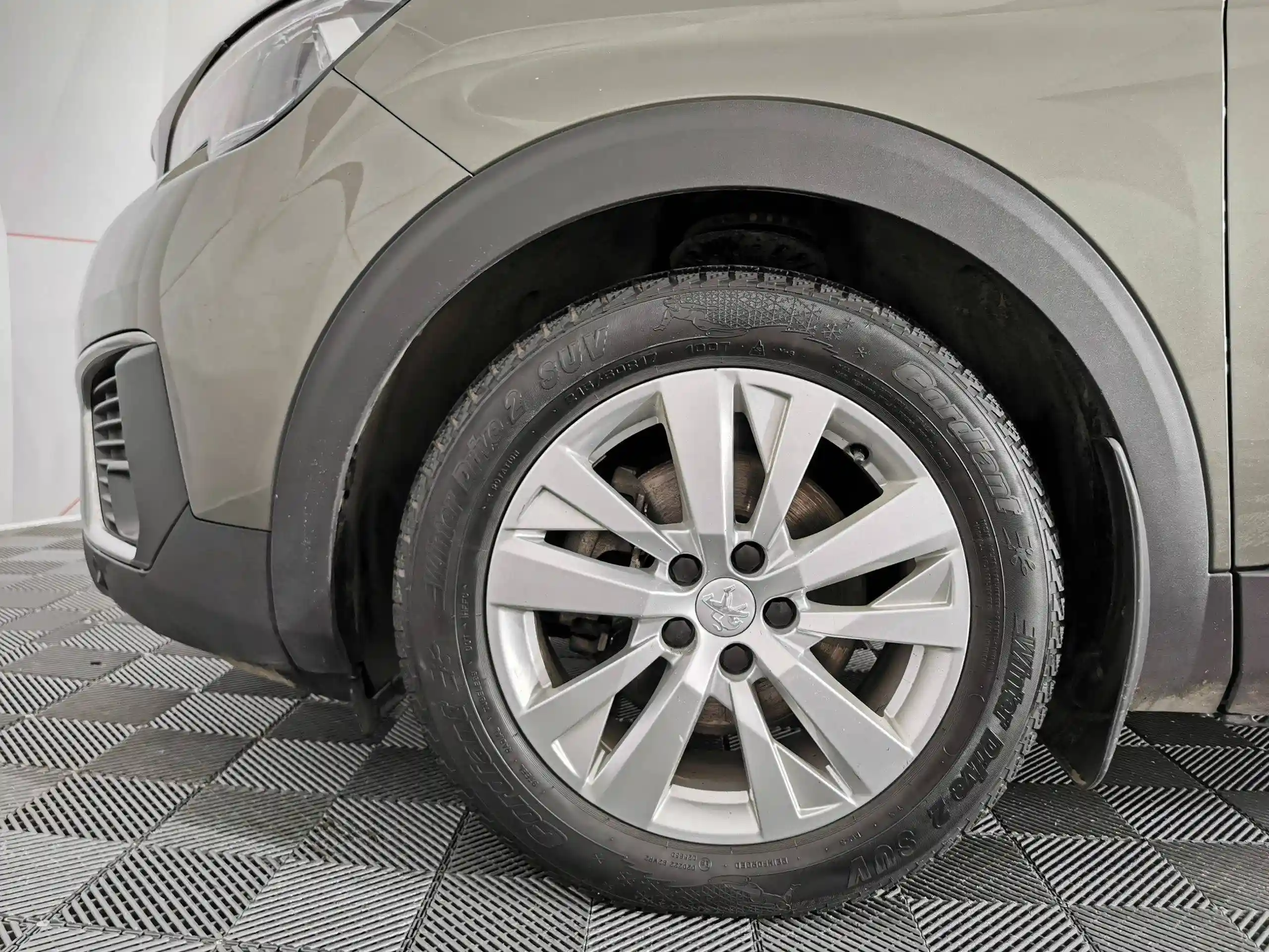 Peugeot 5008 2019
