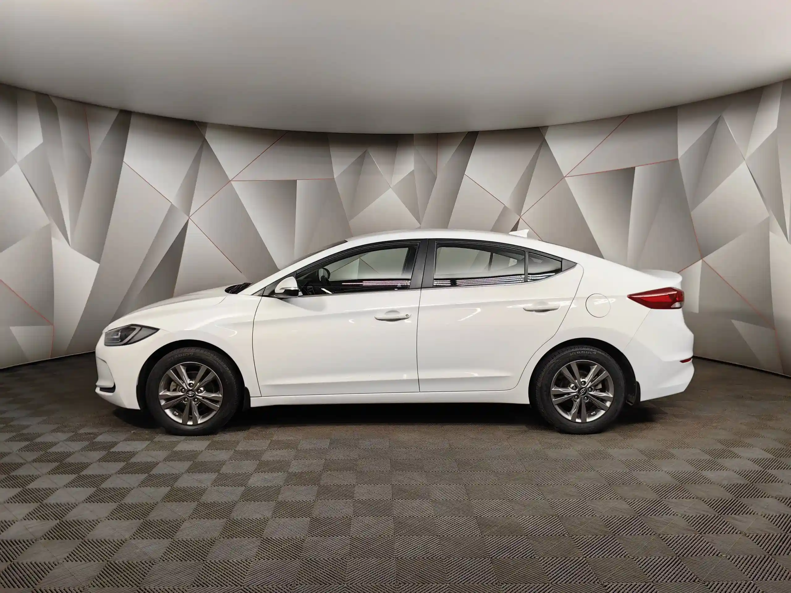 Hyundai Elantra 2018