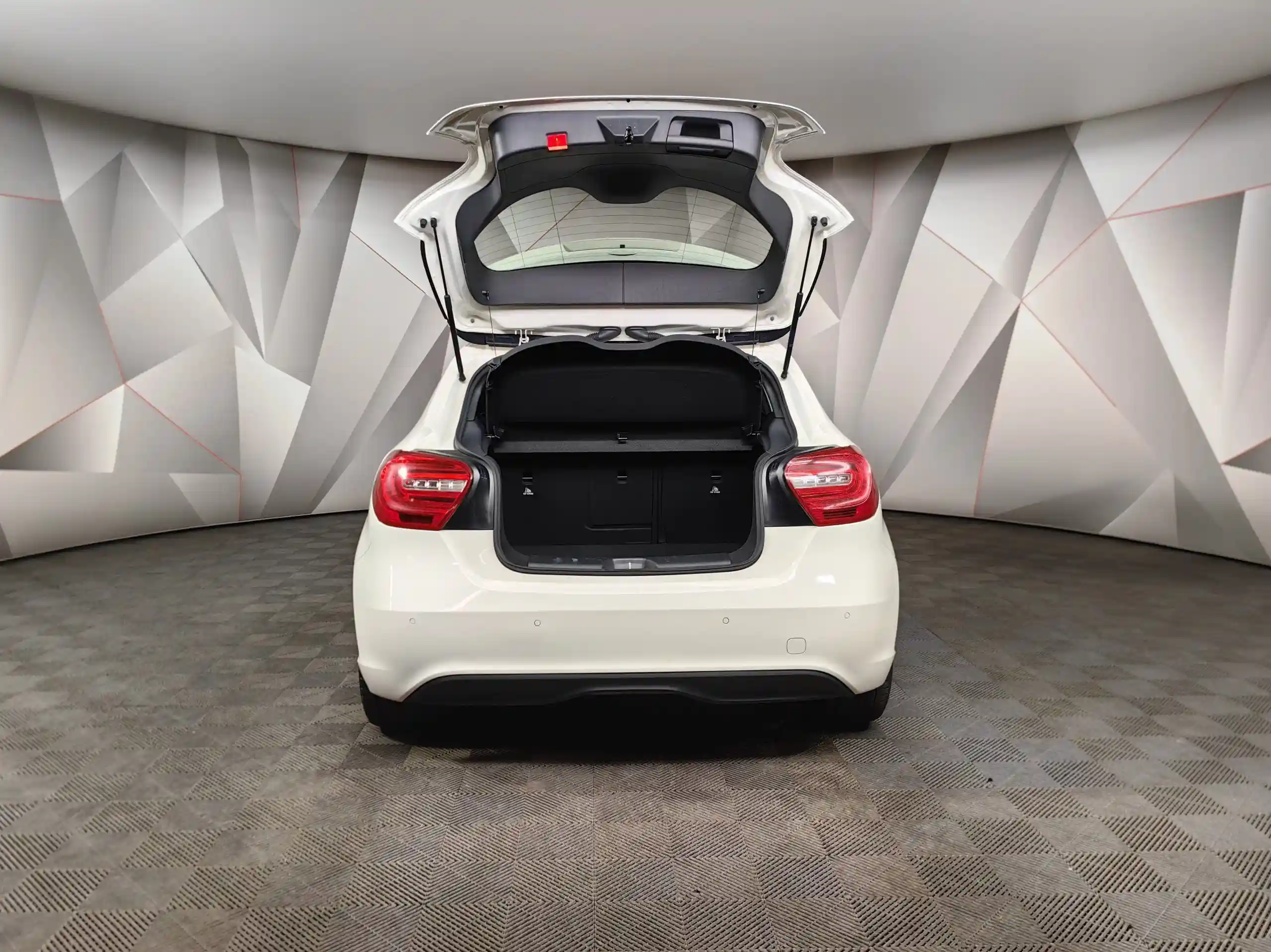 Mercedes-Benz A-Класс 2014