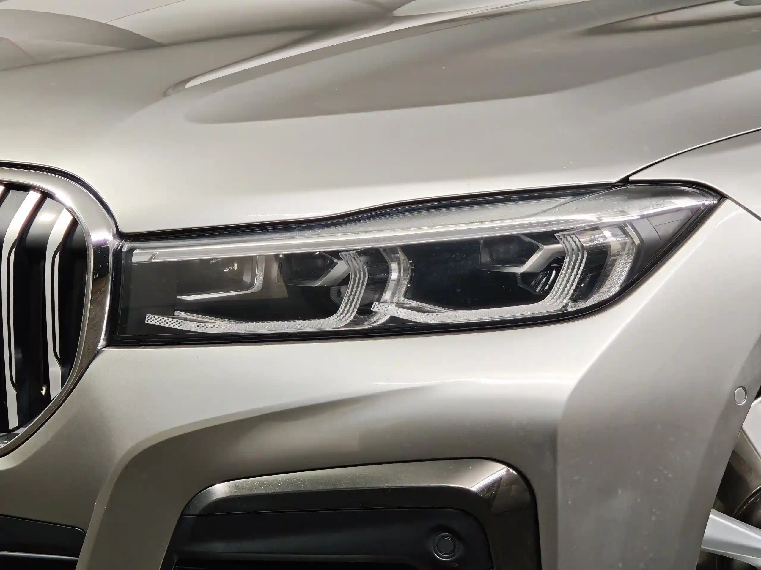 BMW 7 серия 2021