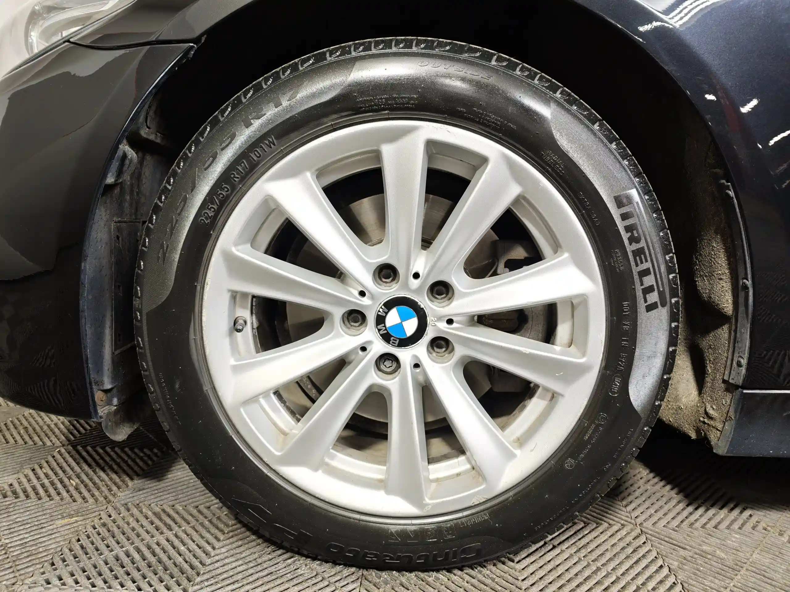 BMW 5 серия 2016