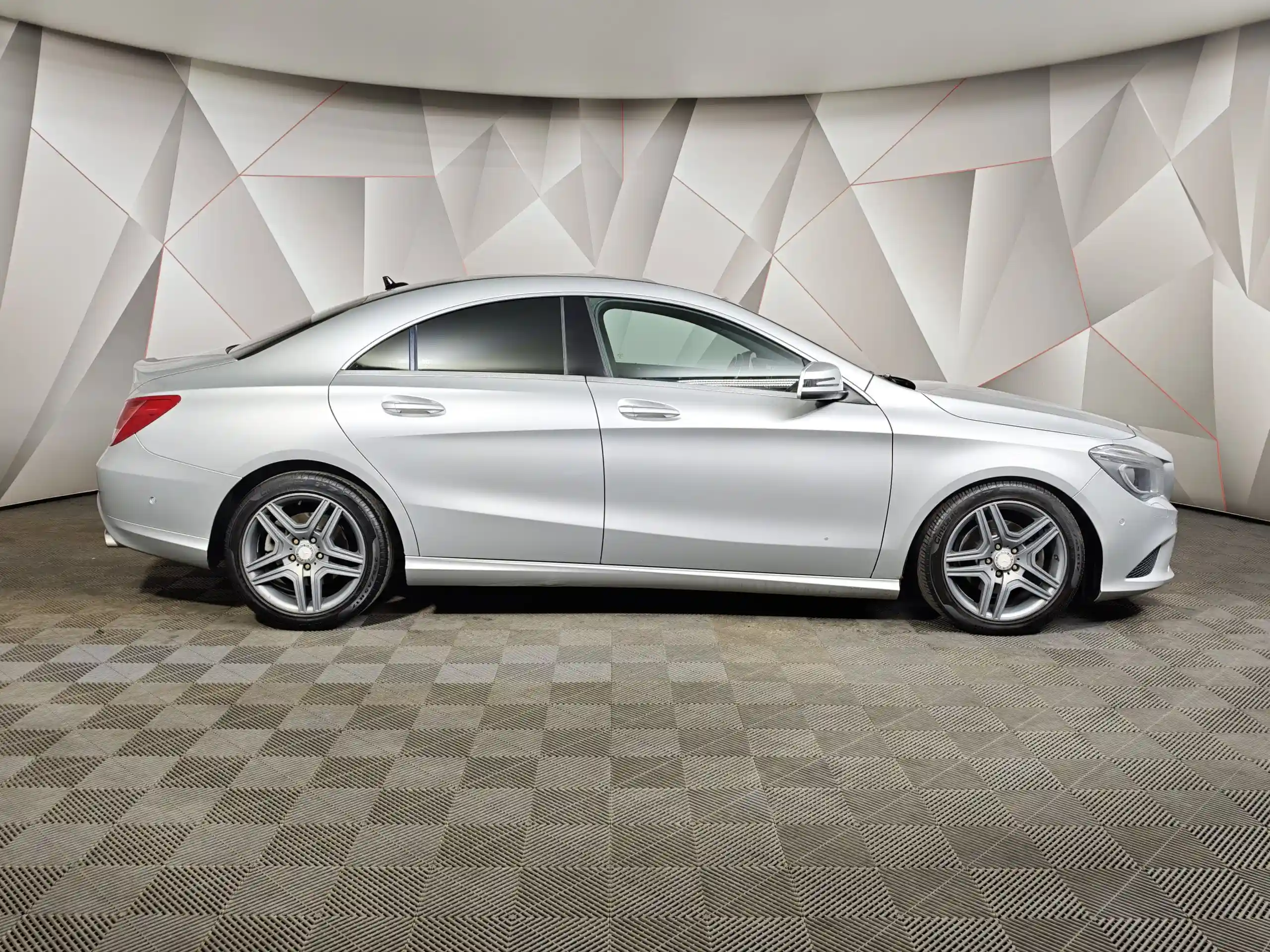 Mercedes-Benz CLA 2014