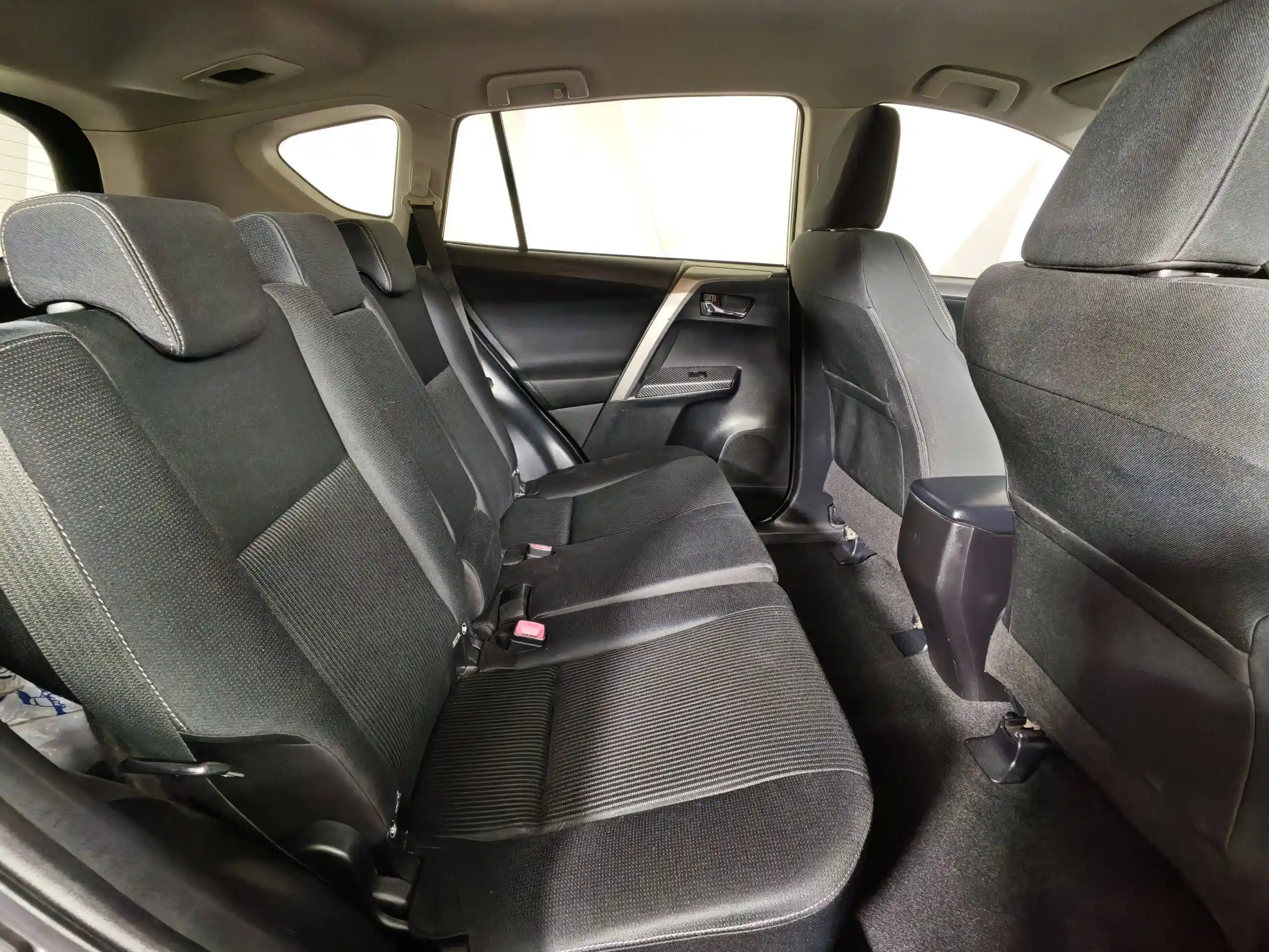 Toyota RAV4 2015