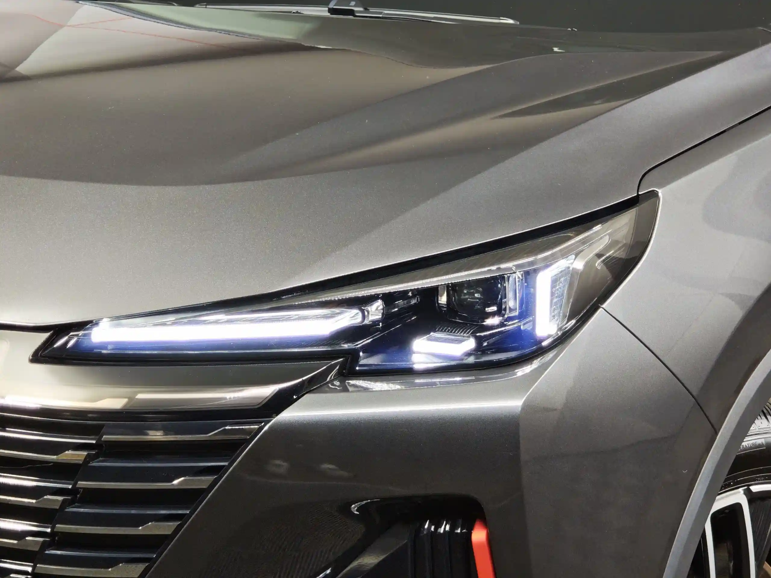 Changan UNI-S 2024
