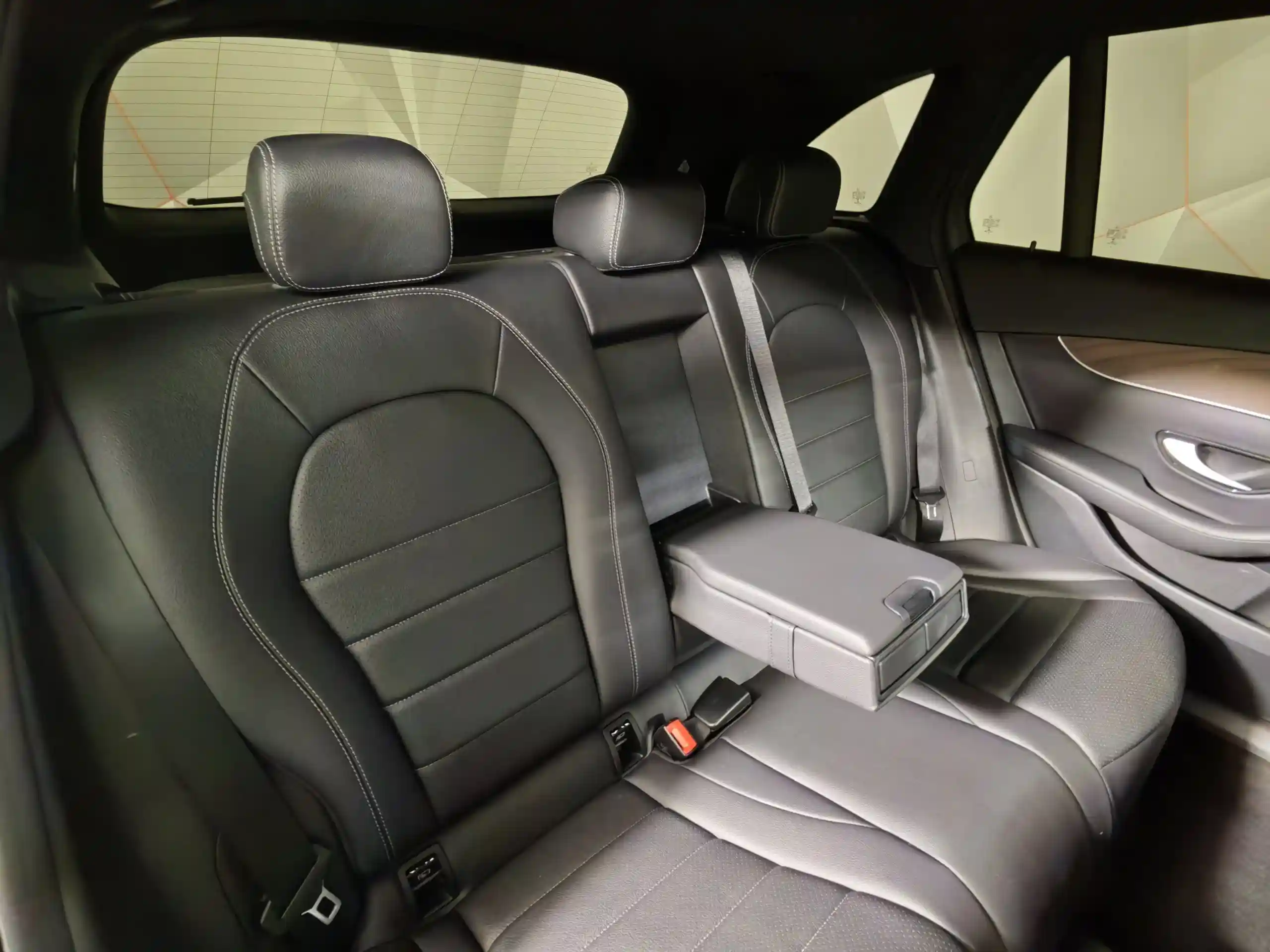 Mercedes-Benz GLC 2021