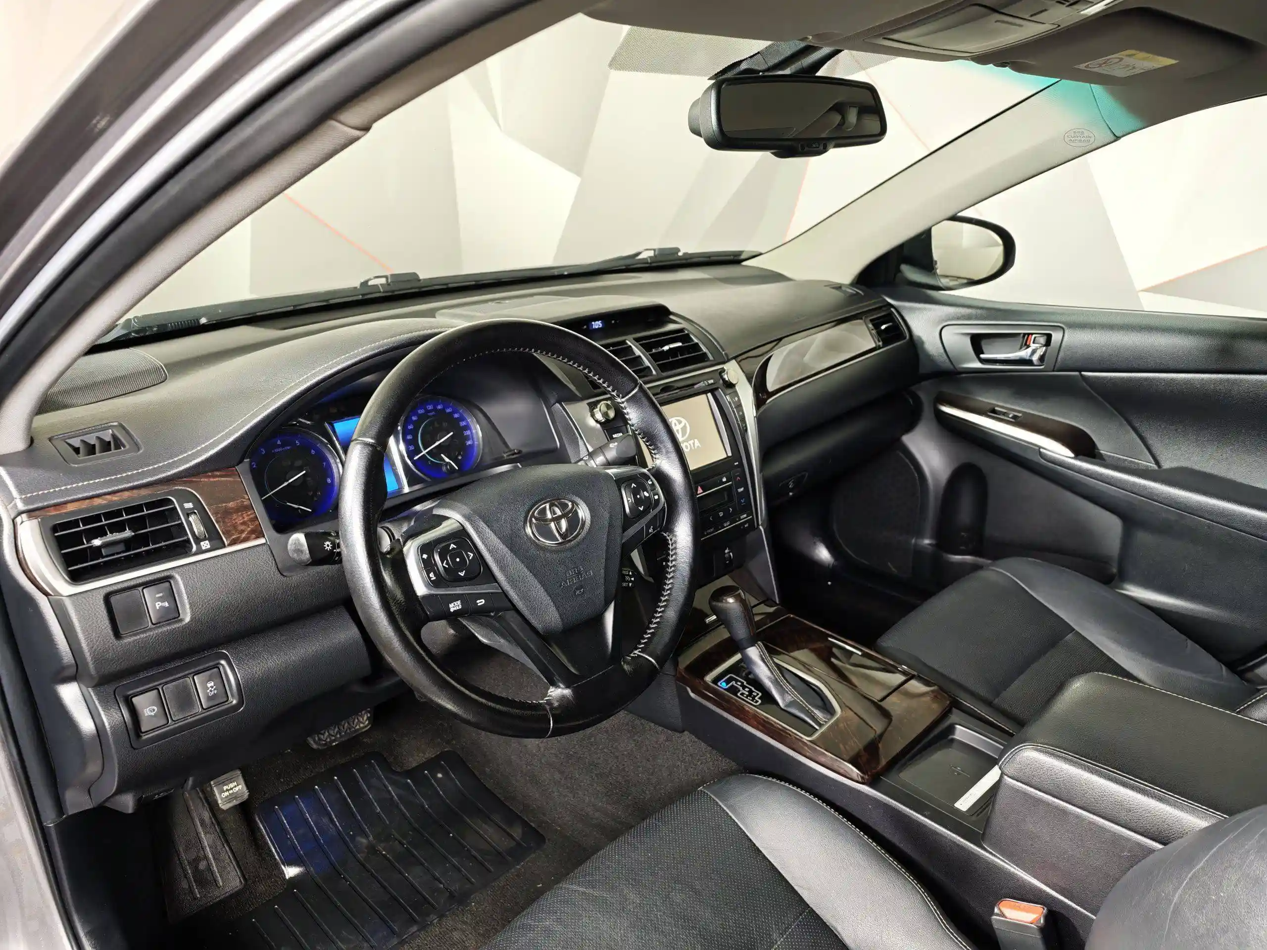 Toyota Camry 2015