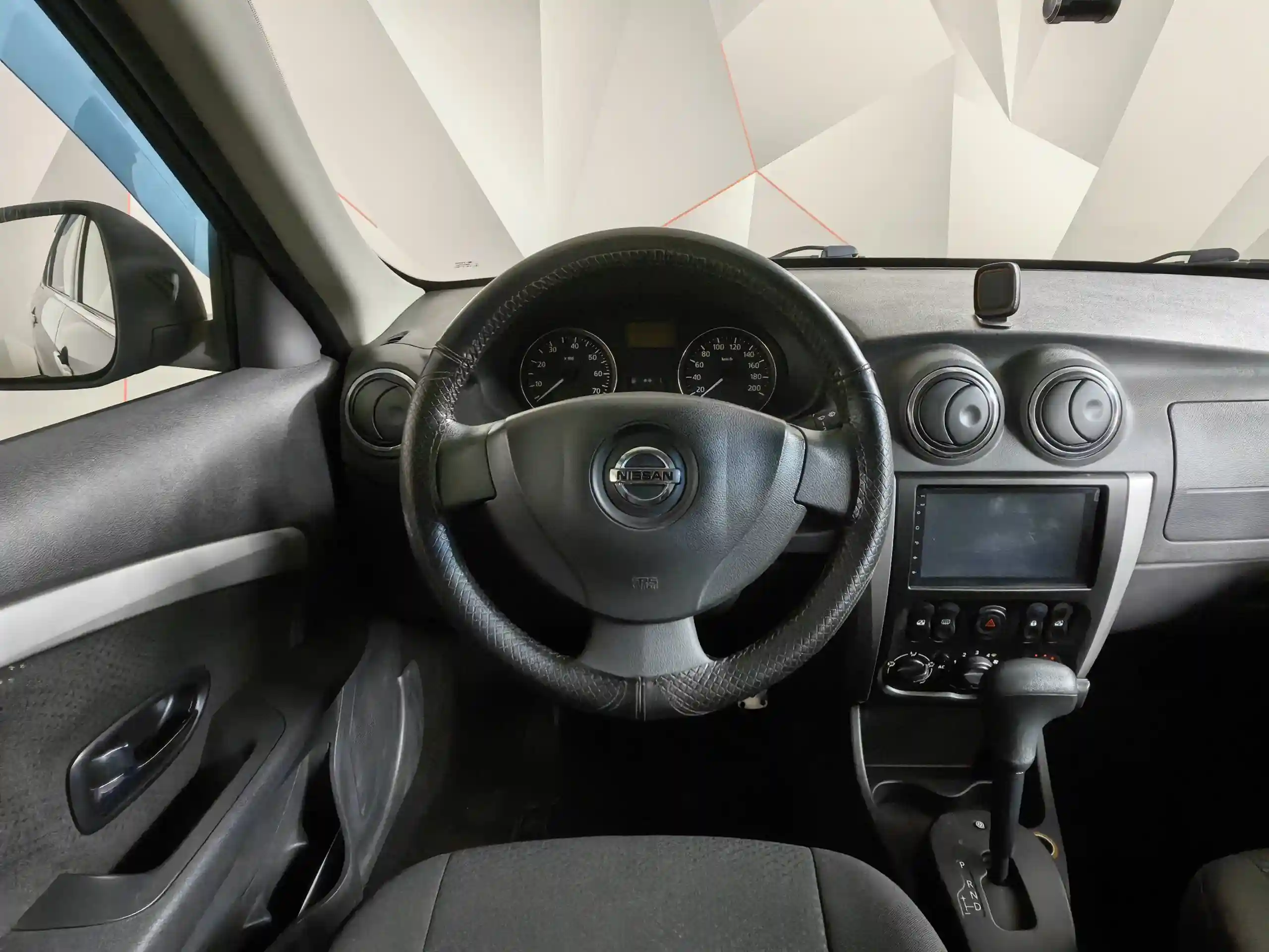 Nissan Almera 2014