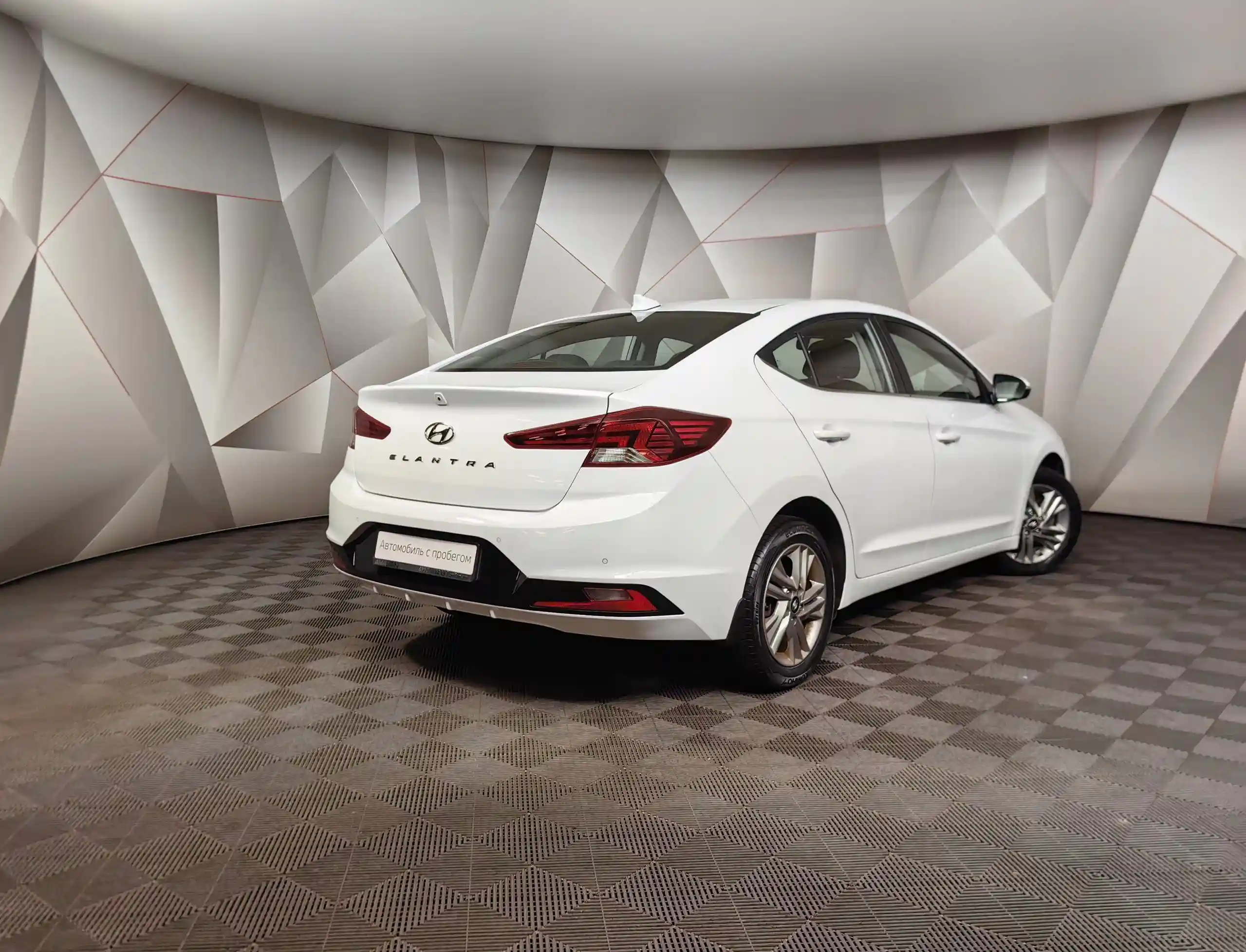 Hyundai Elantra 2019