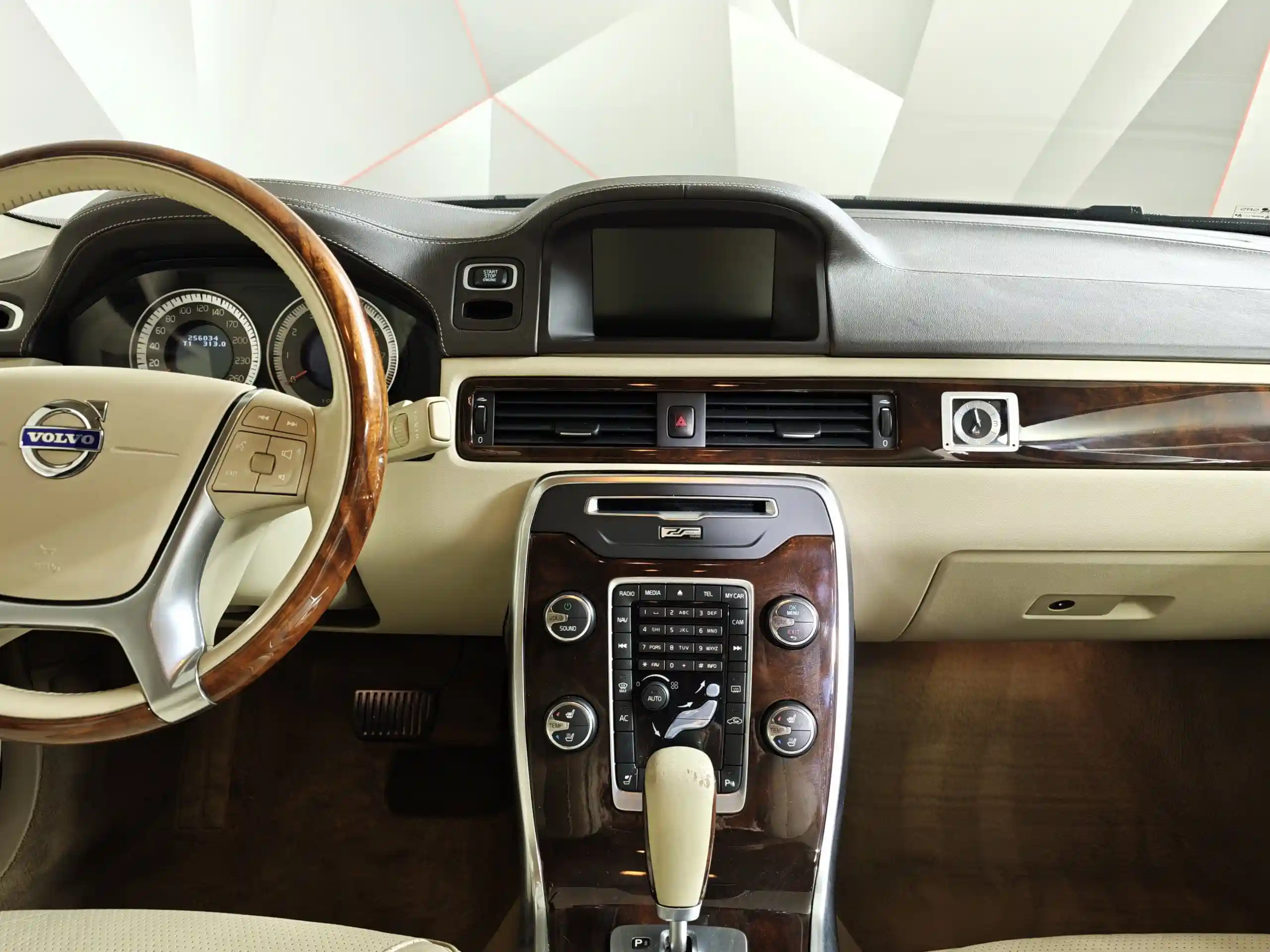 Volvo S80 2012