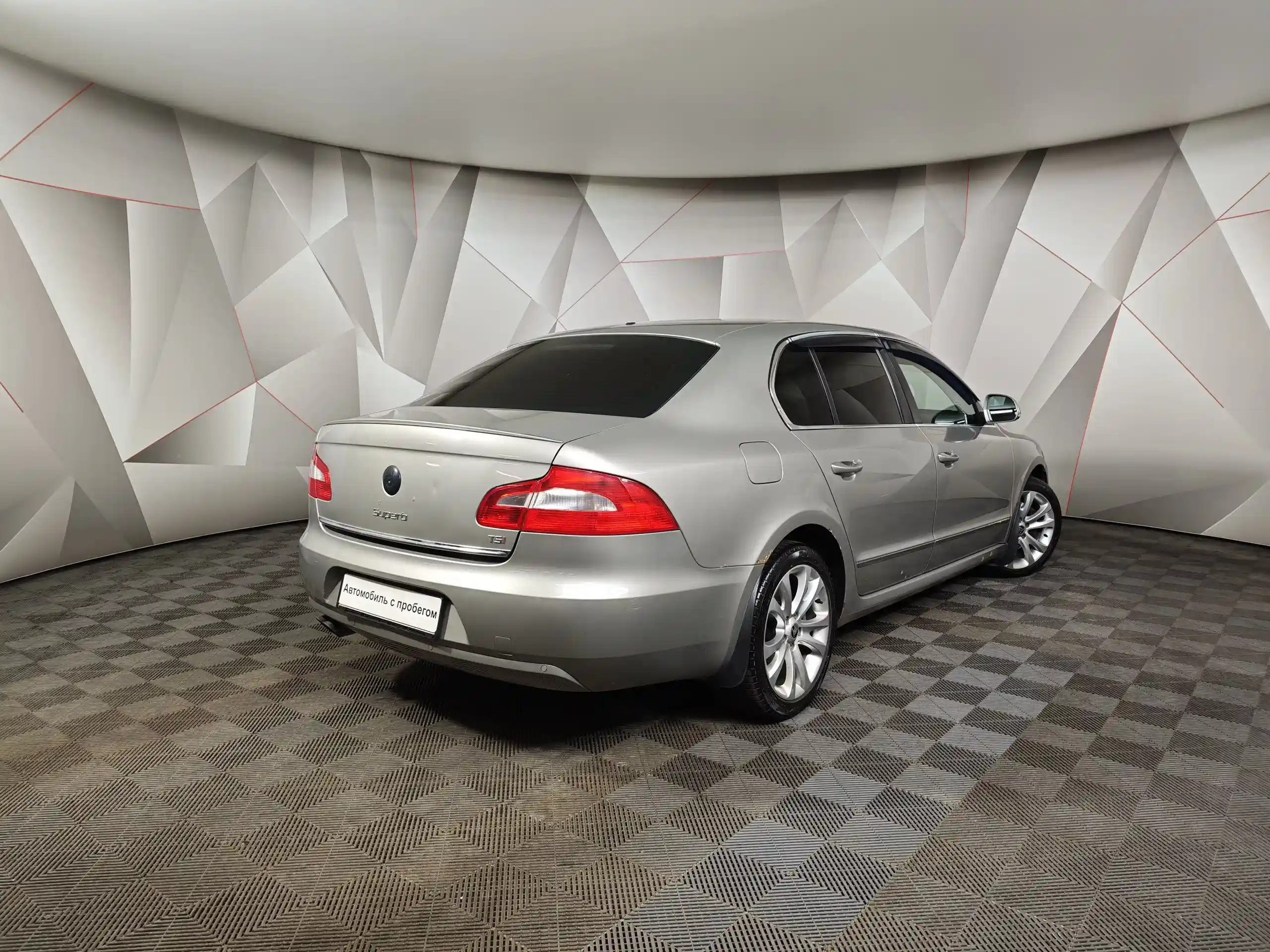 Skoda Superb 2012