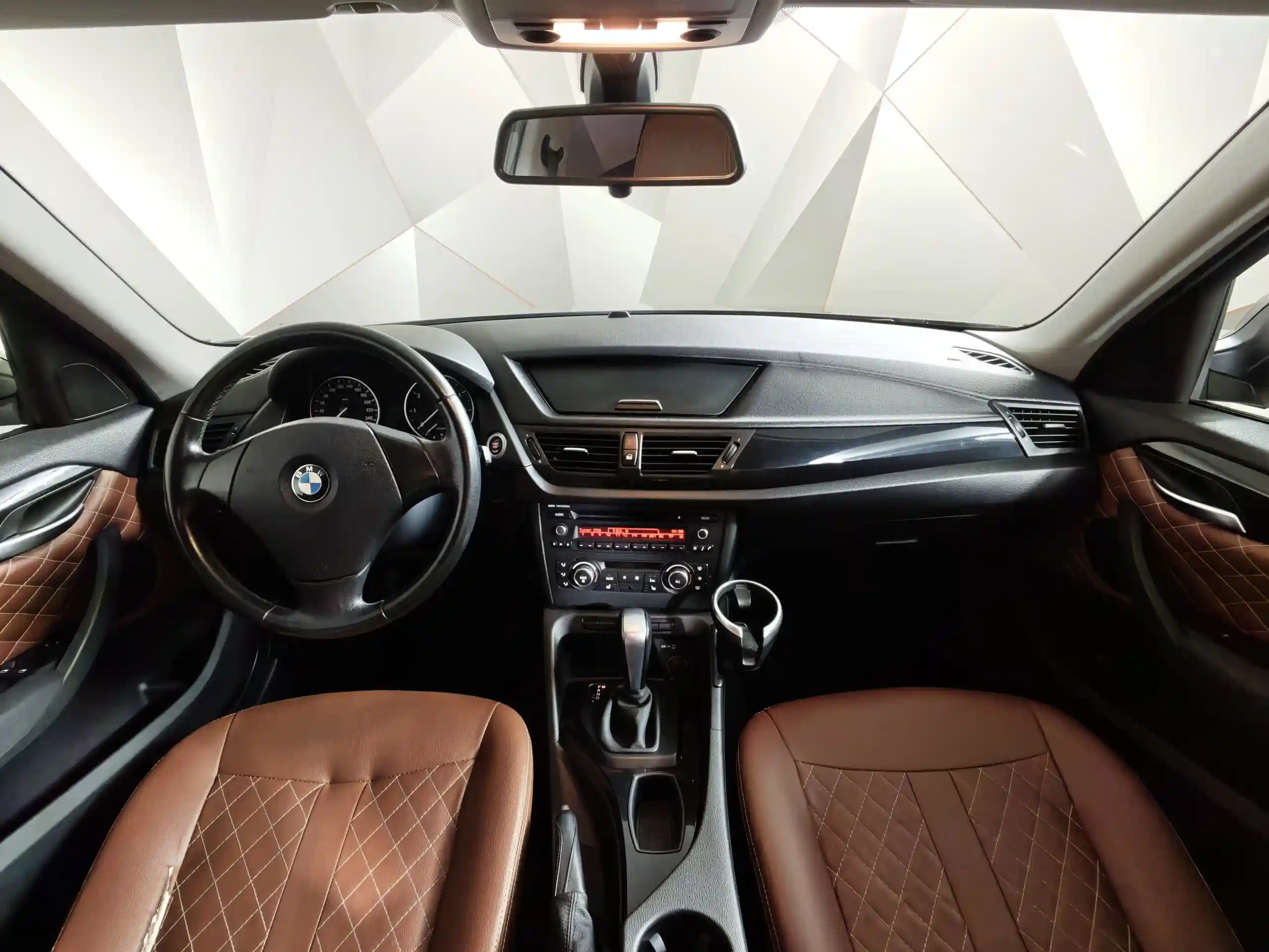 BMW X1 2011