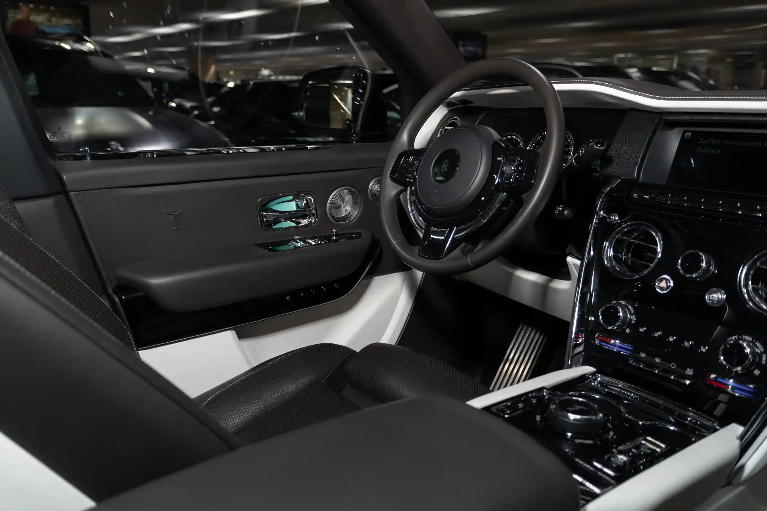 Rolls-Royce Cullinan 2021