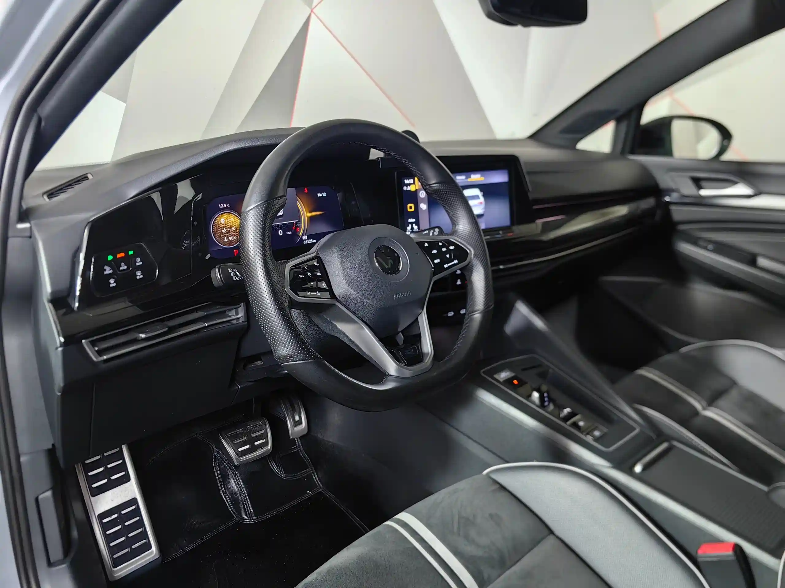 Volkswagen Golf 2021