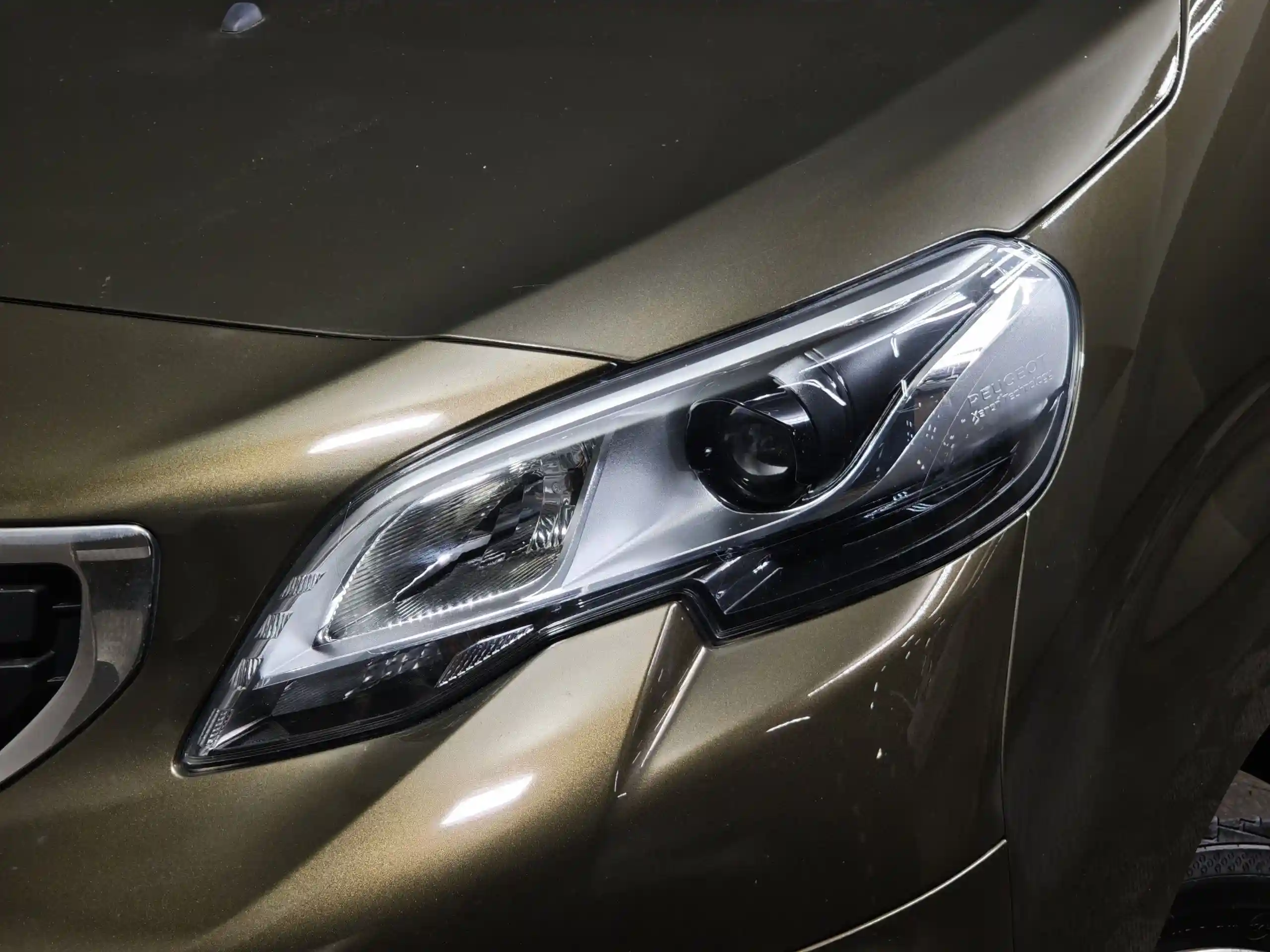 Peugeot Traveller Business 2018