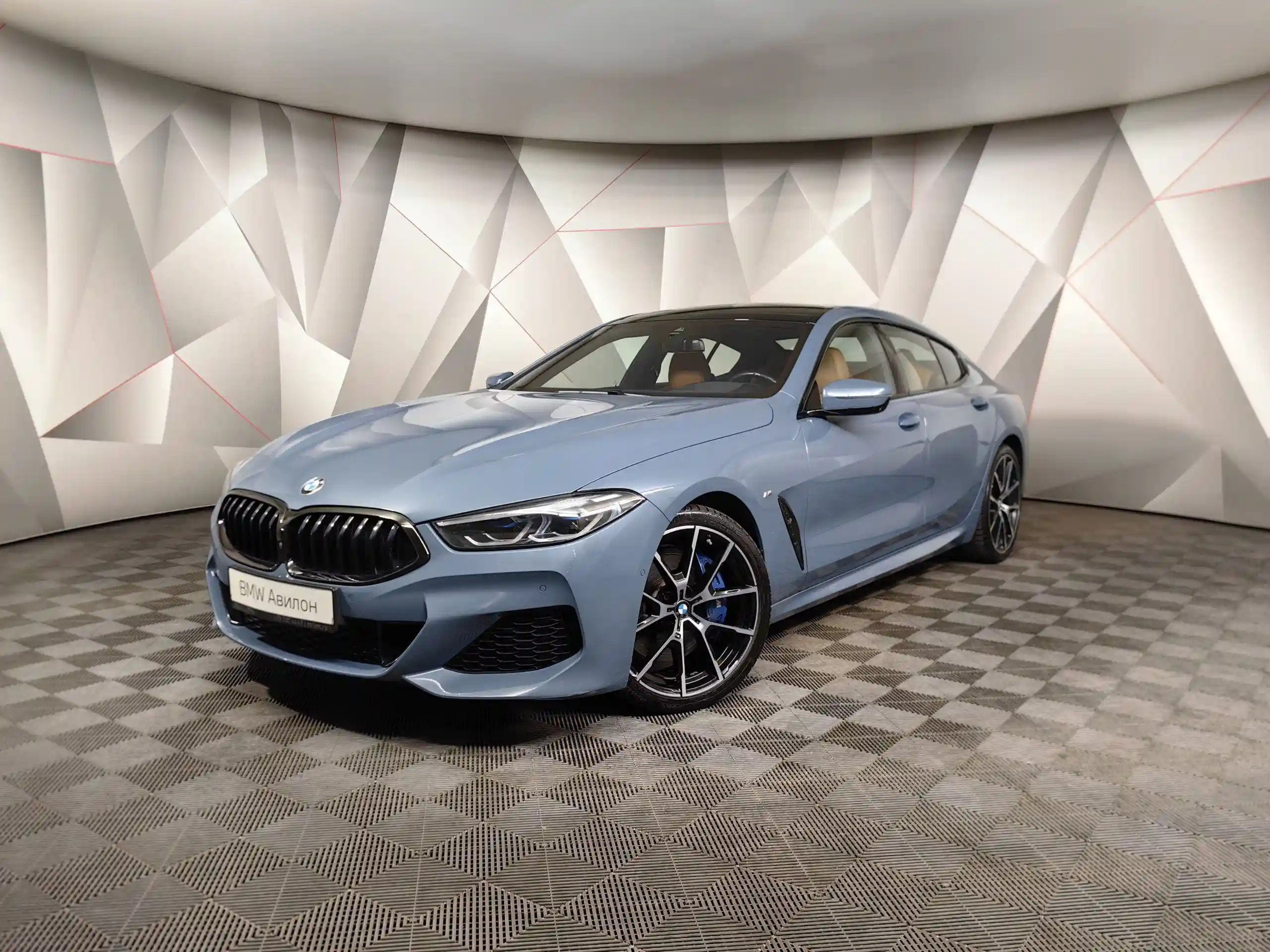 BMW 8 серия 2021