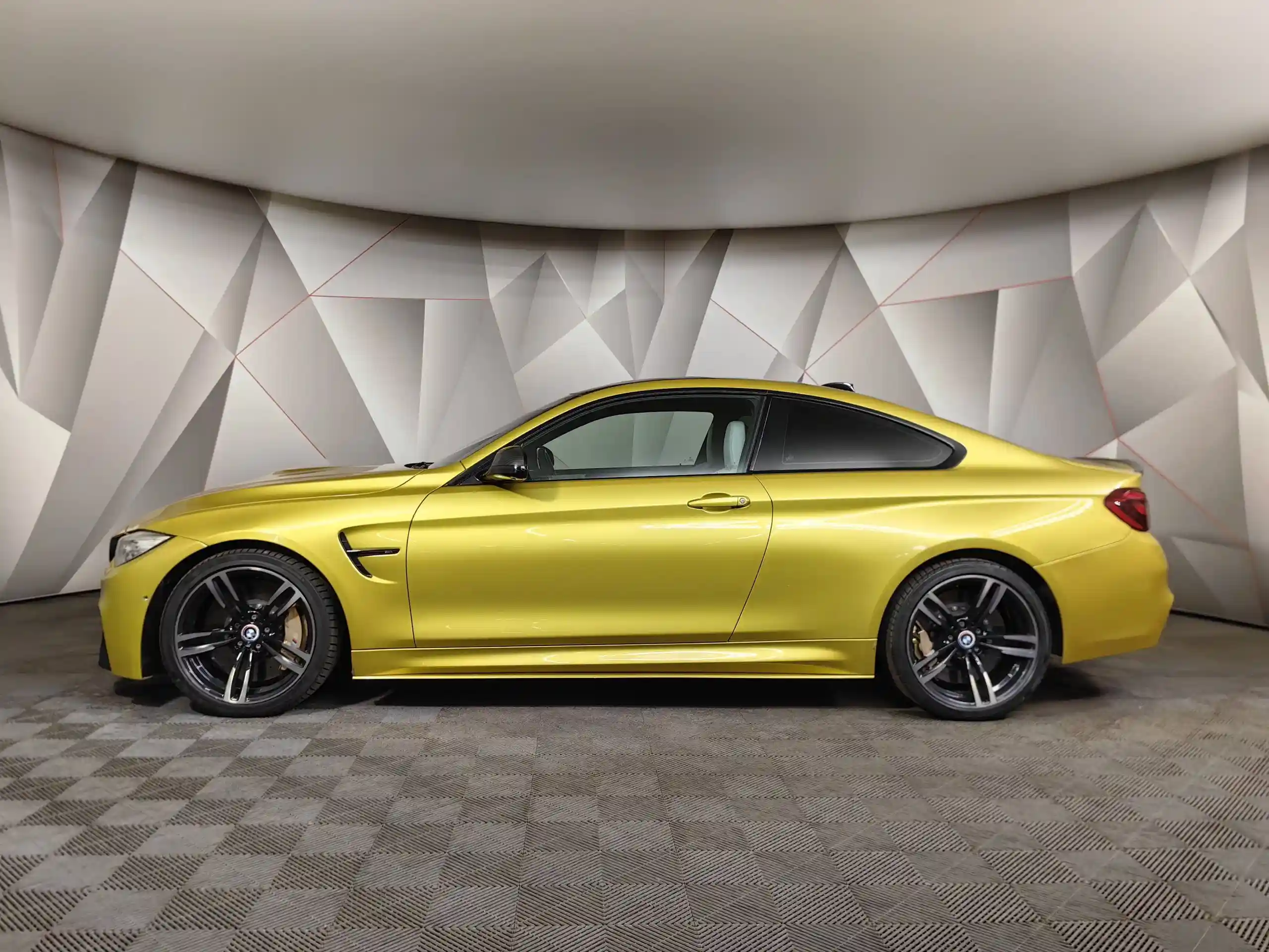 BMW M4 2014