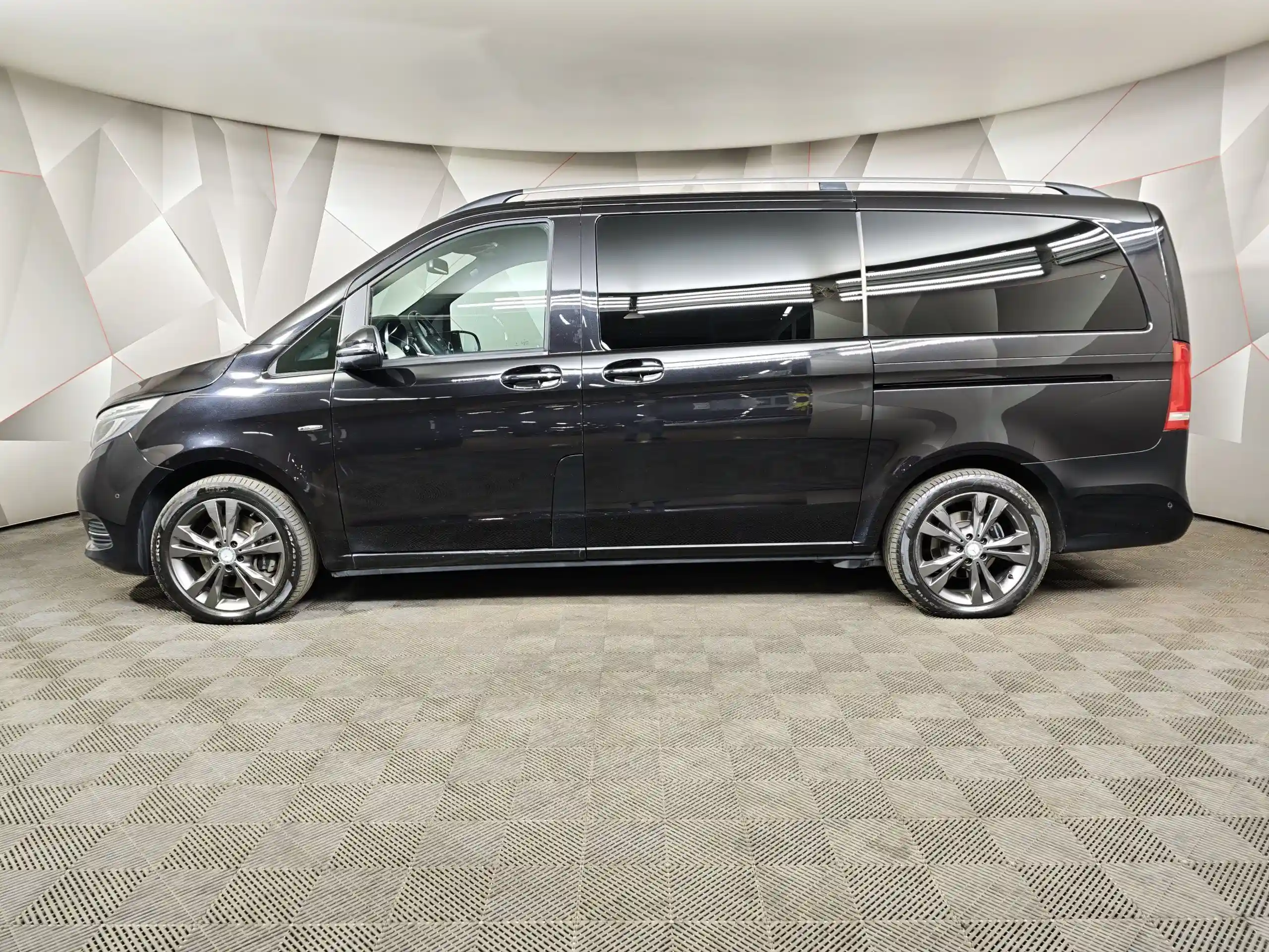 Mercedes-Benz V-Класс 2017