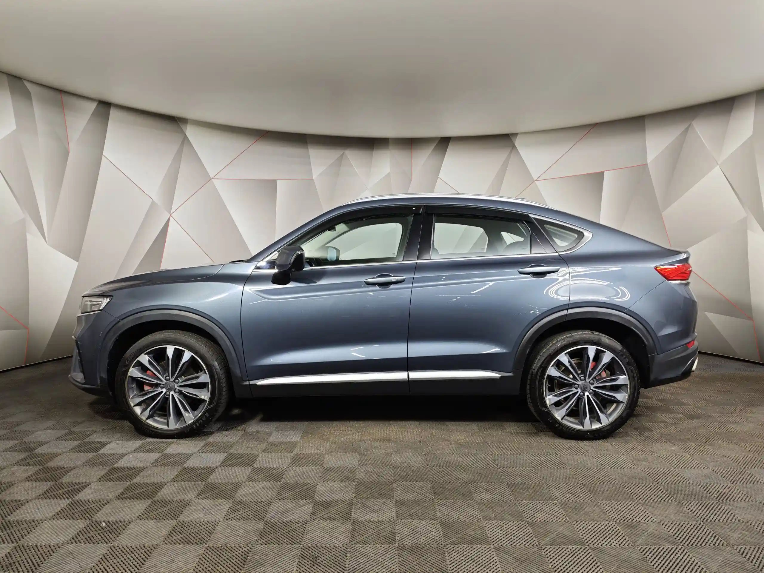 Geely Tugella 2021