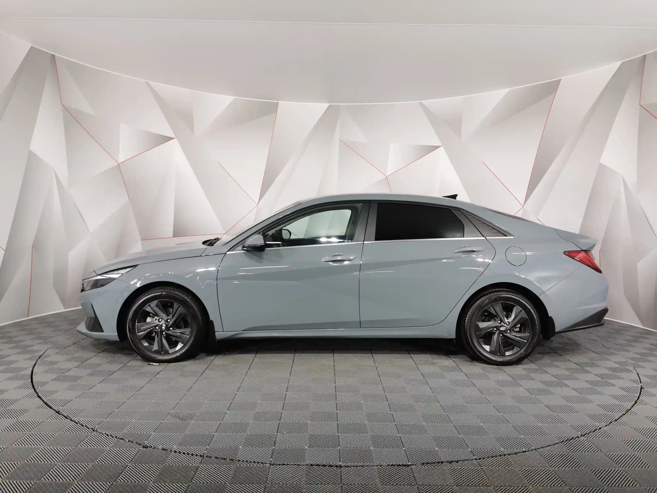 Hyundai Elantra 2023