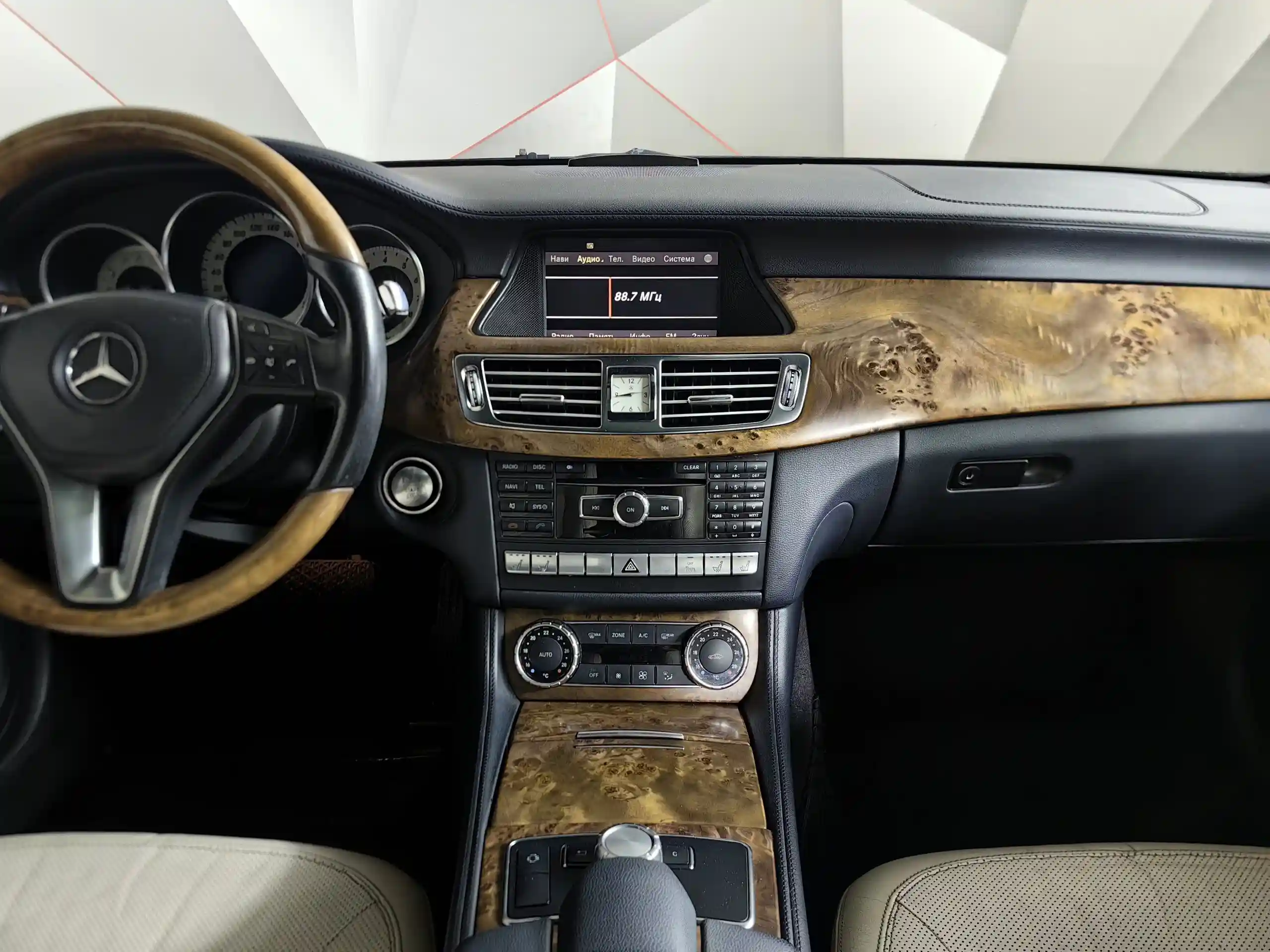Mercedes-Benz CLS 2011