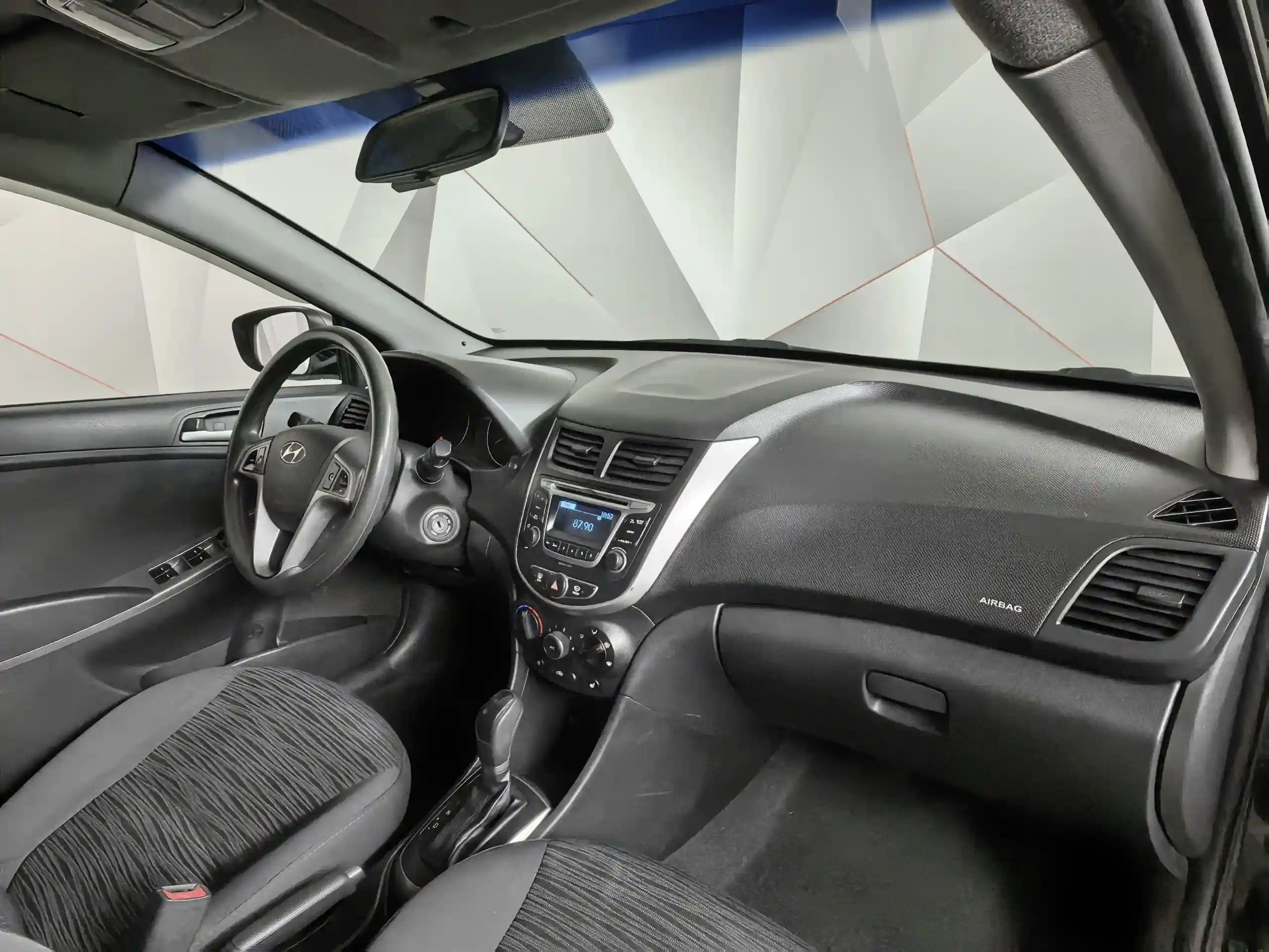 Hyundai Solaris 2014