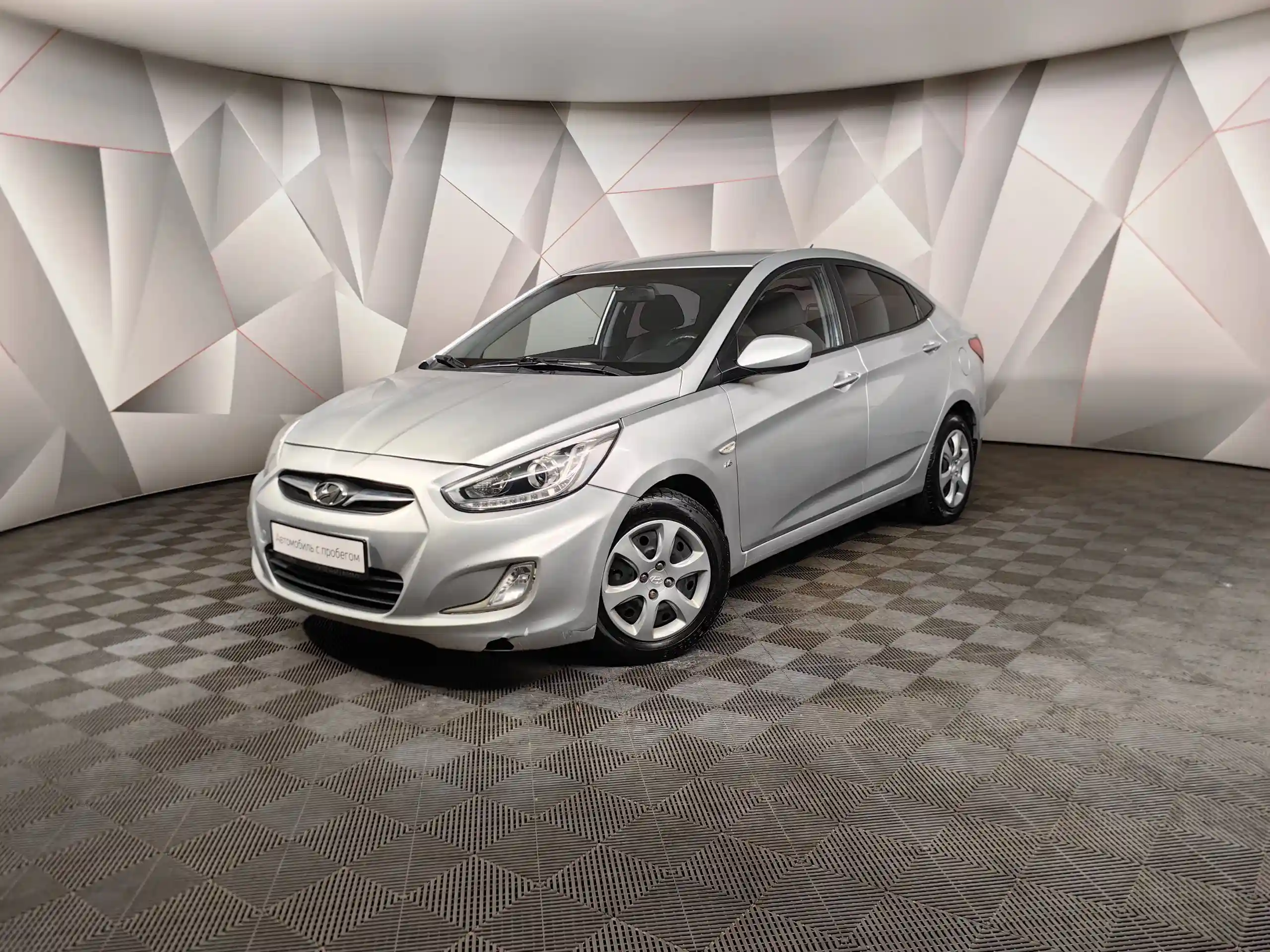 Hyundai Solaris 2013