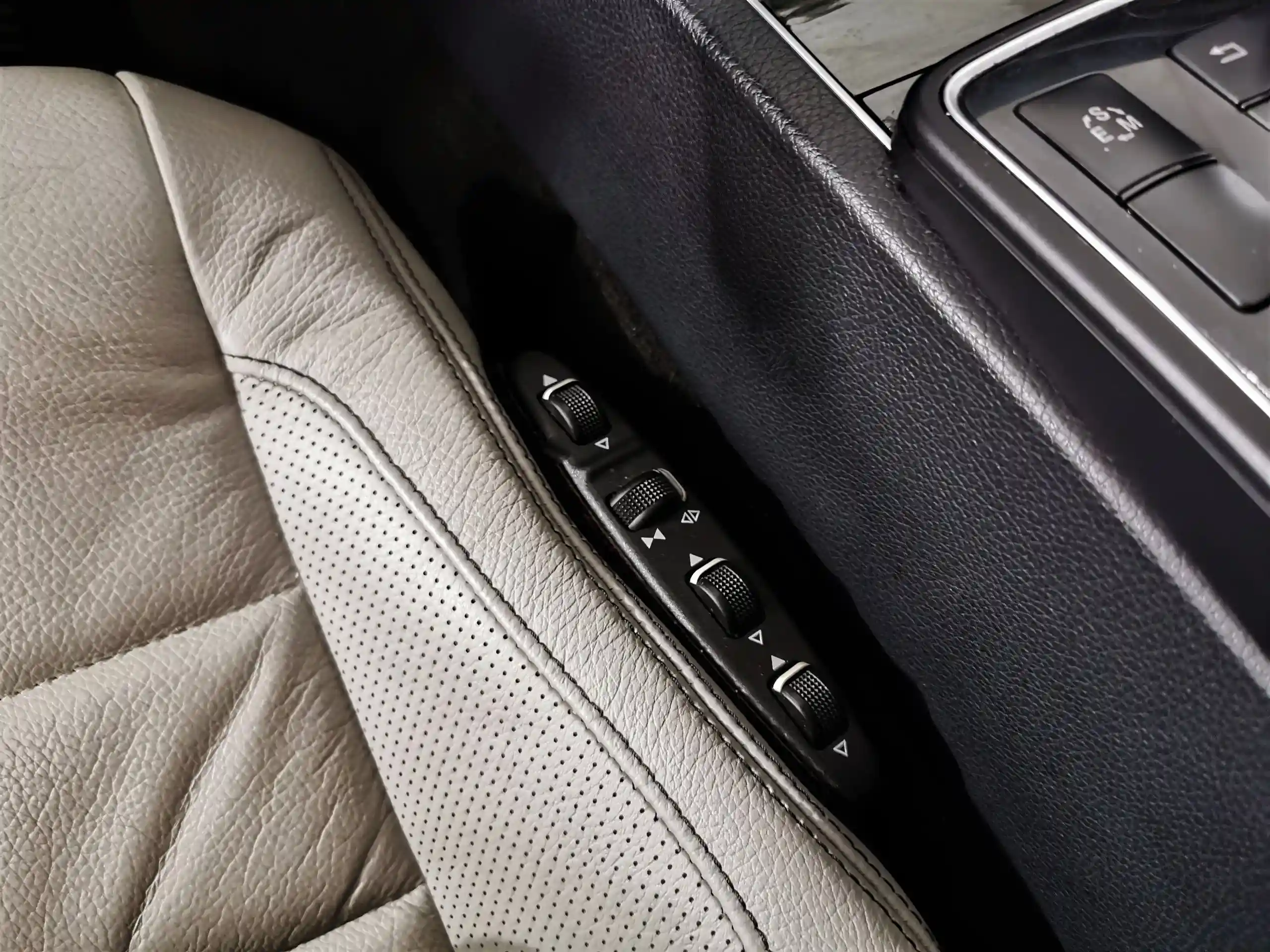 Mercedes-Benz E-Класс 2013