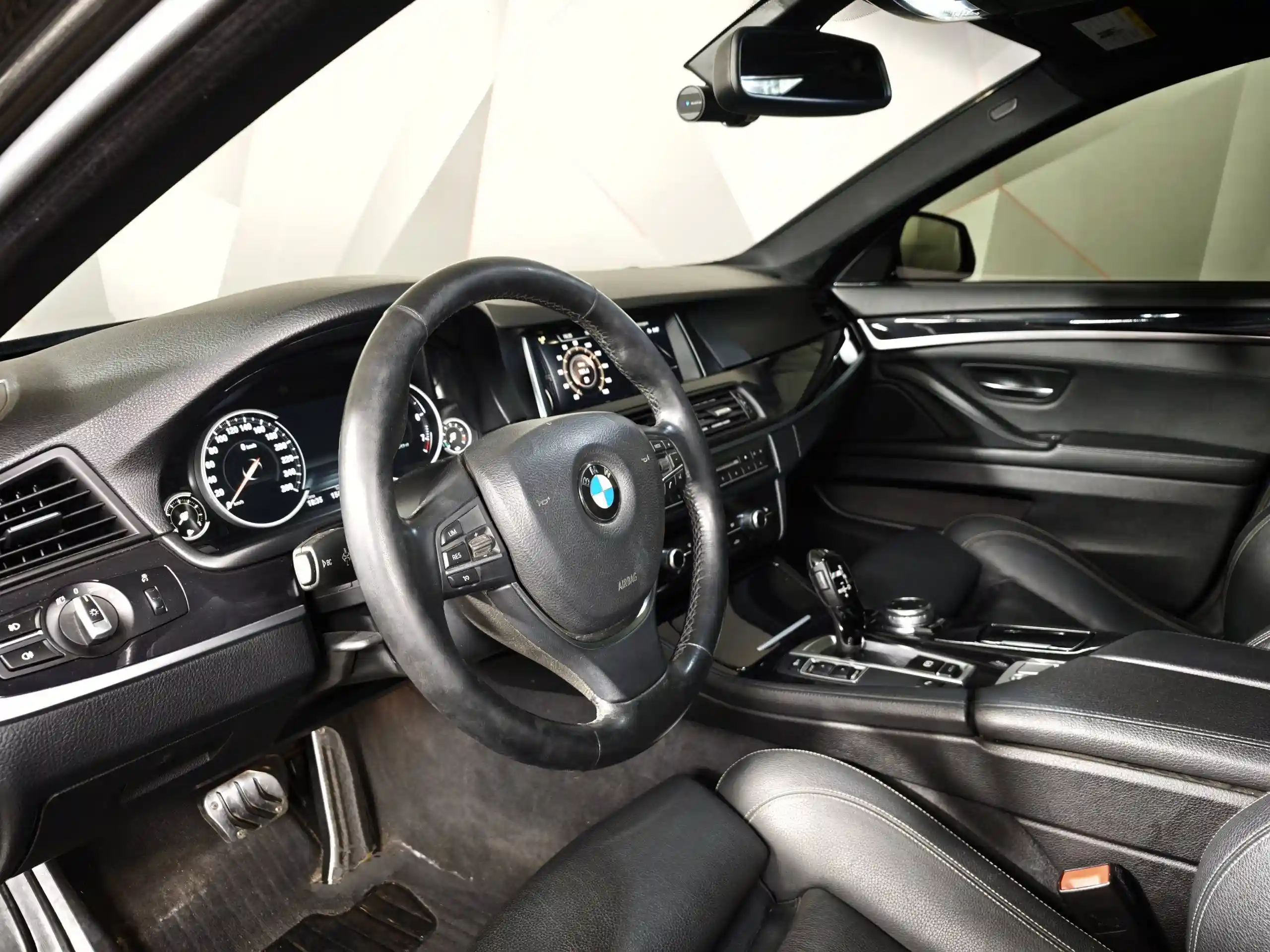 BMW 5 серия 2015