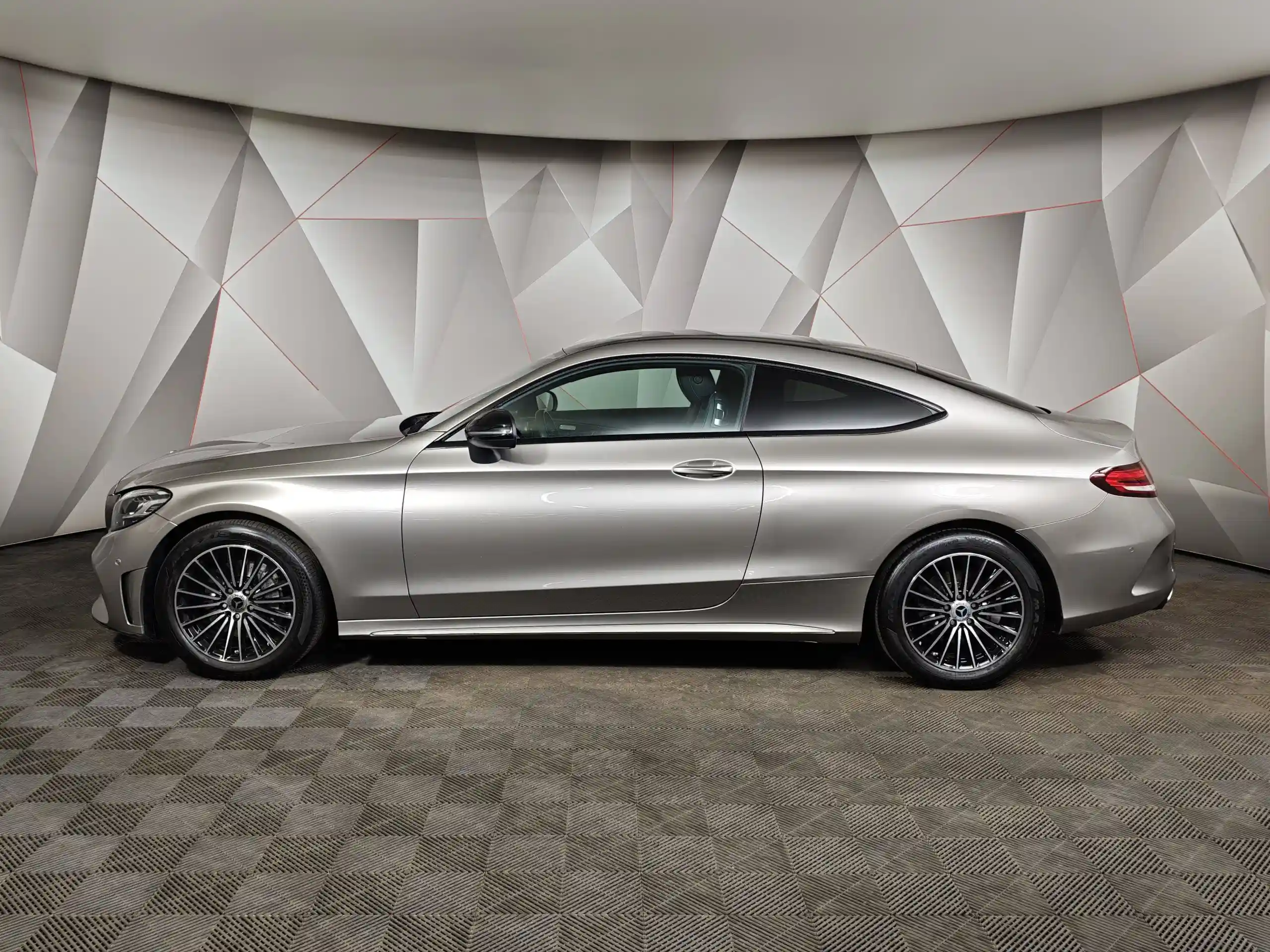 Mercedes-Benz C-Класс 2020