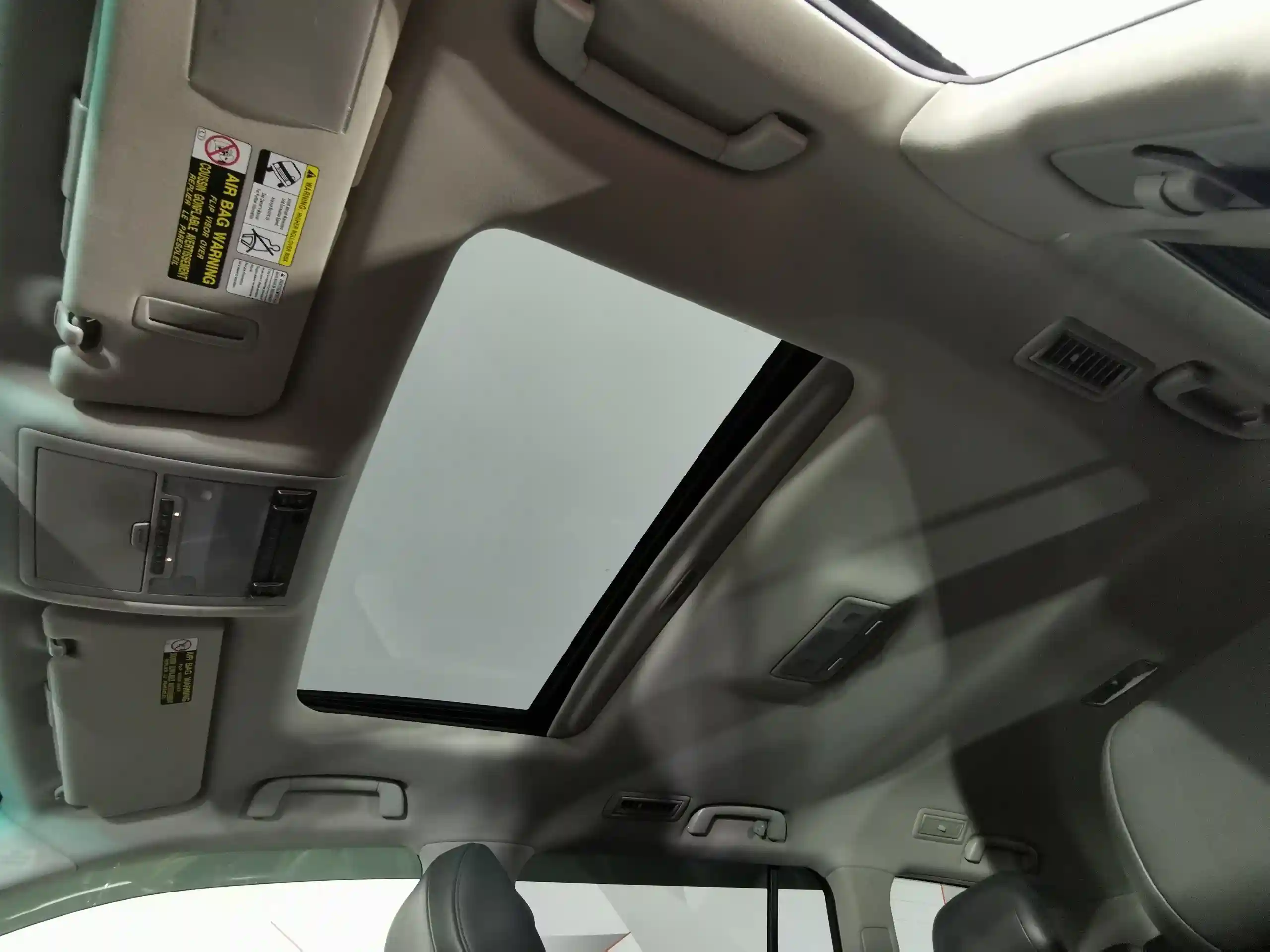 Lexus LX 2010