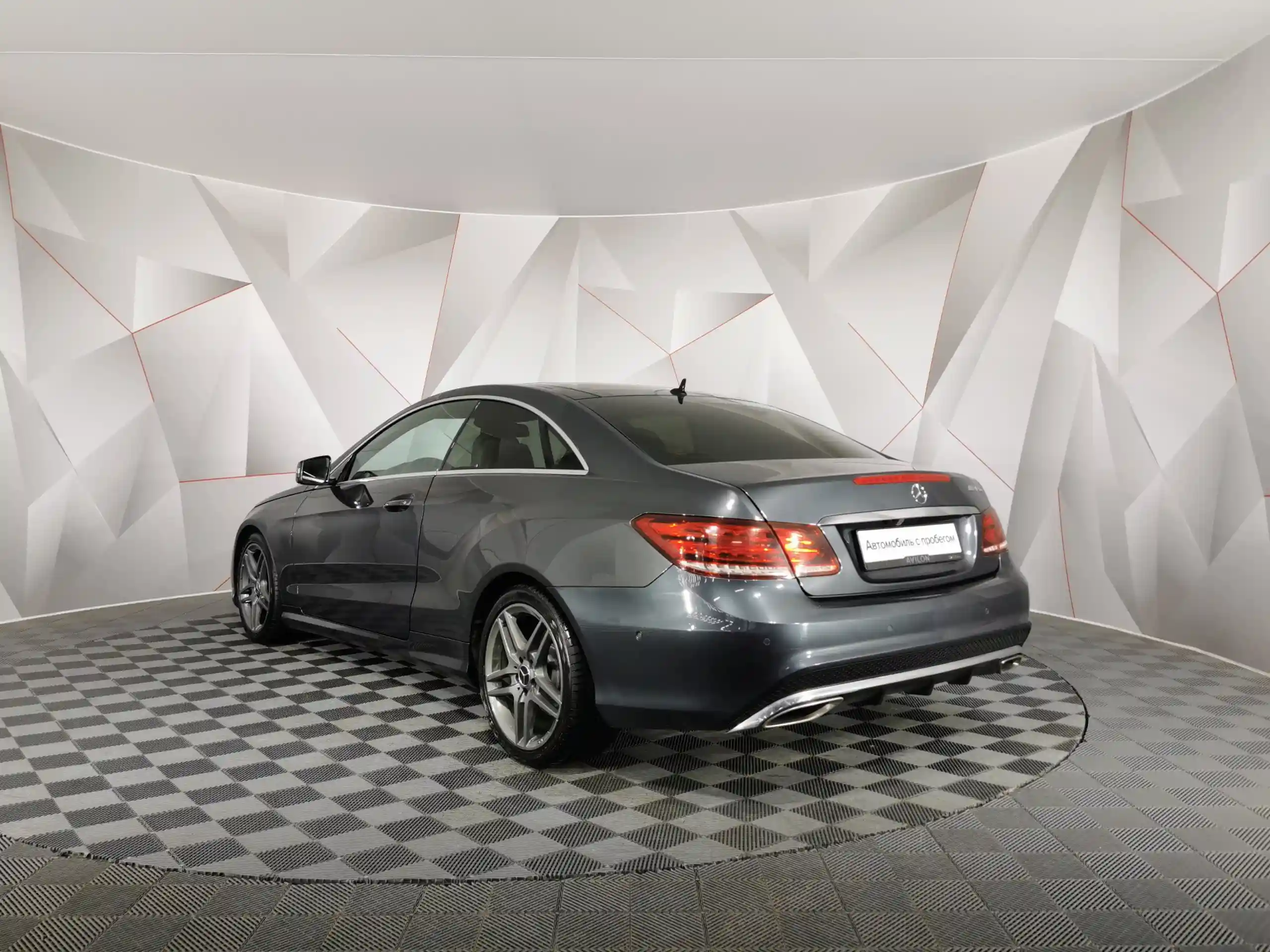 Mercedes-Benz E-Класс 2013