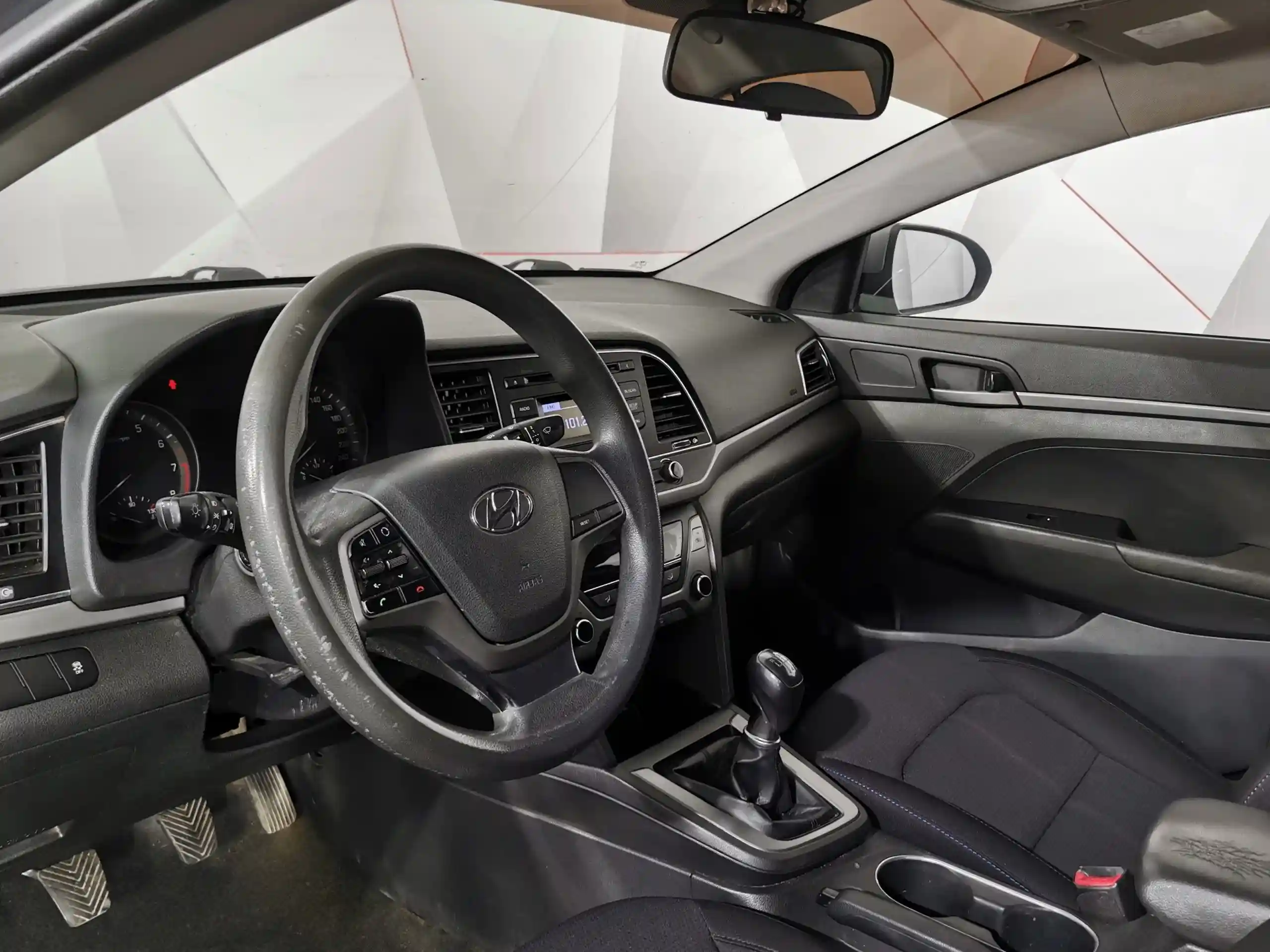 Hyundai Elantra 2017