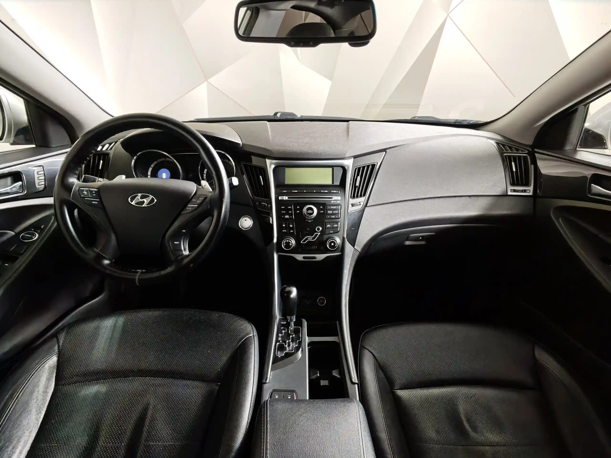 Hyundai Sonata 2011