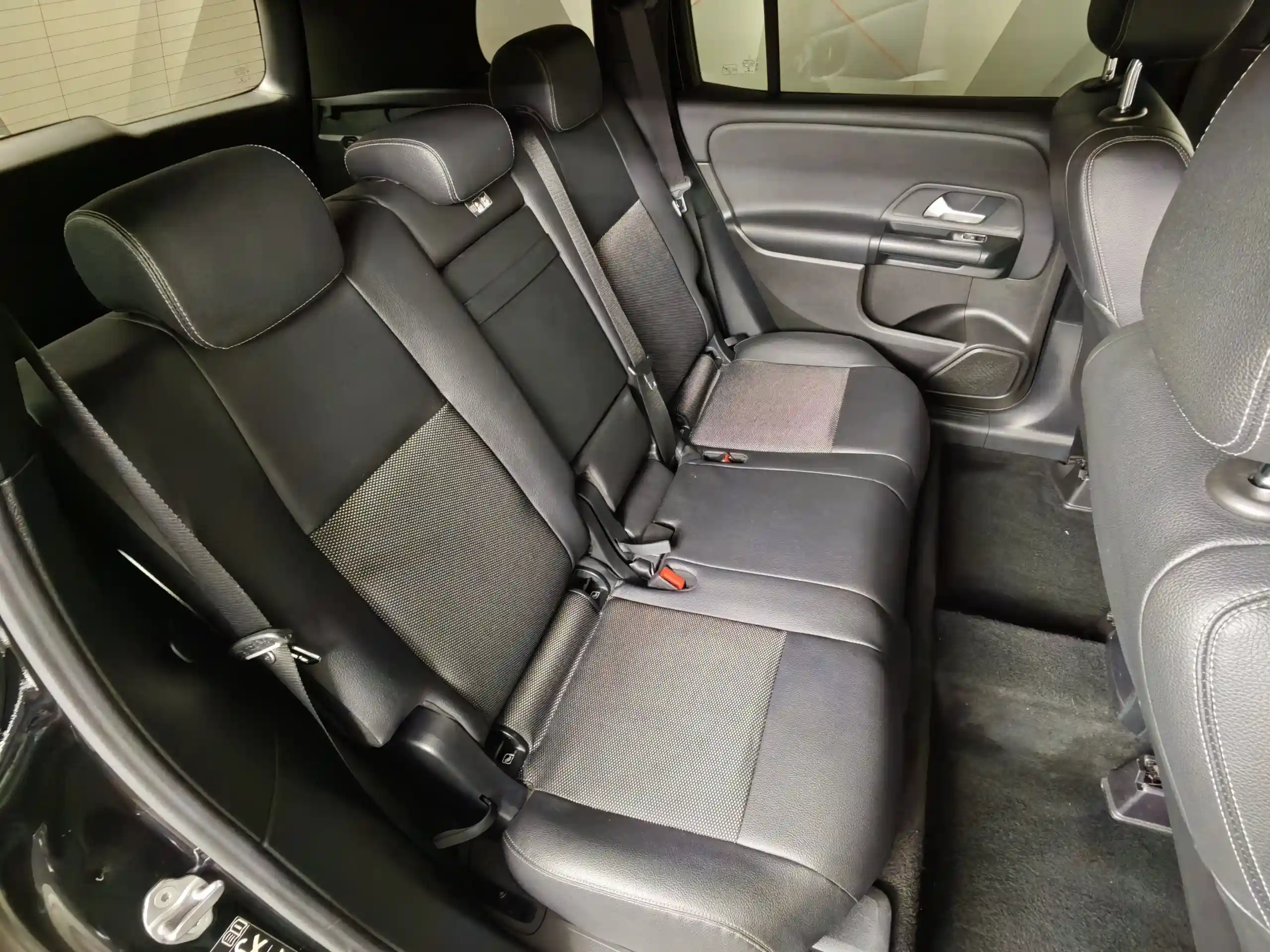 Mercedes-Benz GLB 2020