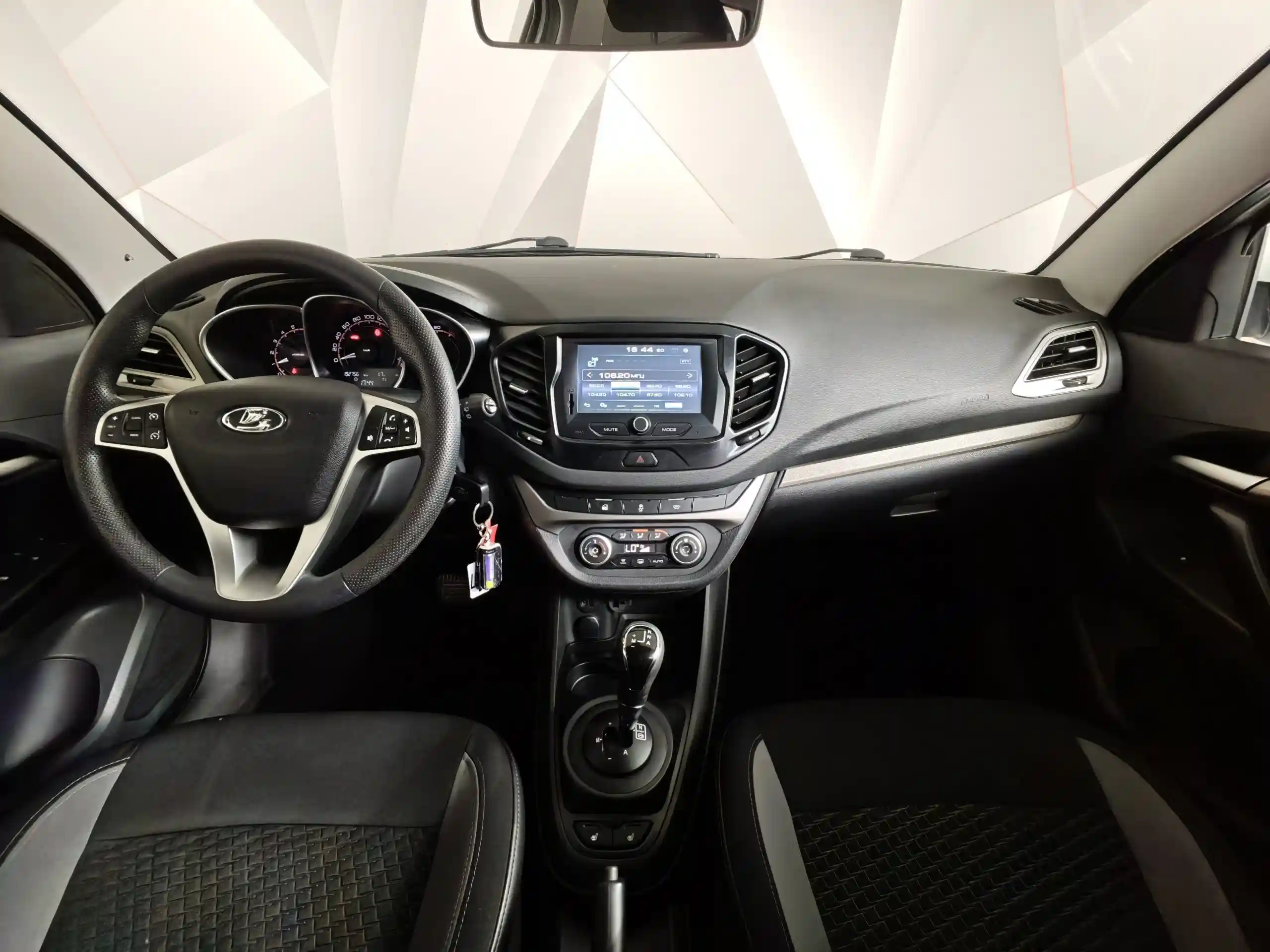 ВАЗ (Lada) Vesta 2017