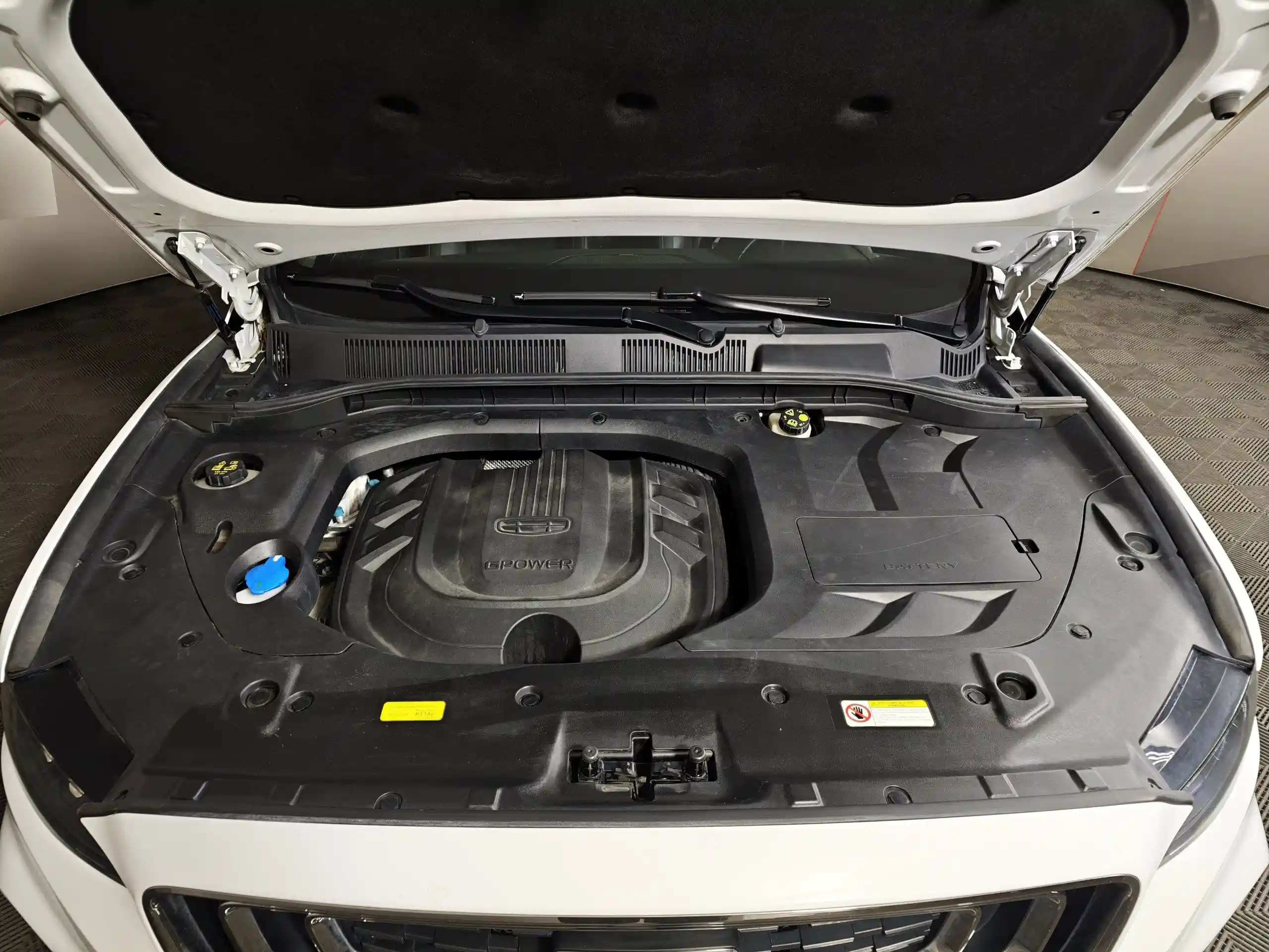 Geely Atlas Pro 2024