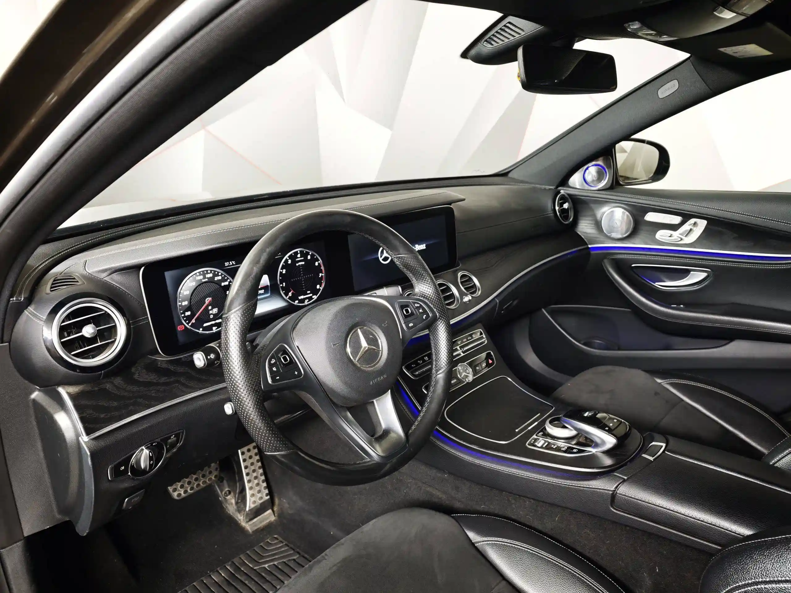 Mercedes-Benz E-Класс 2017