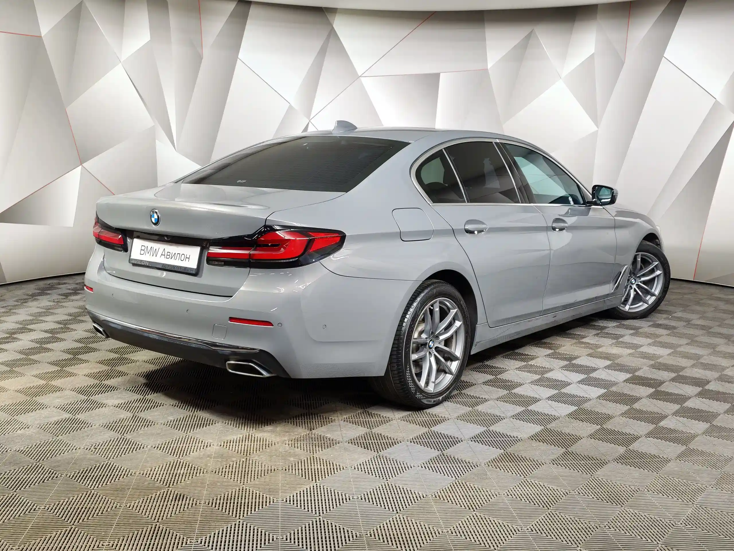 BMW 5 серия 2022