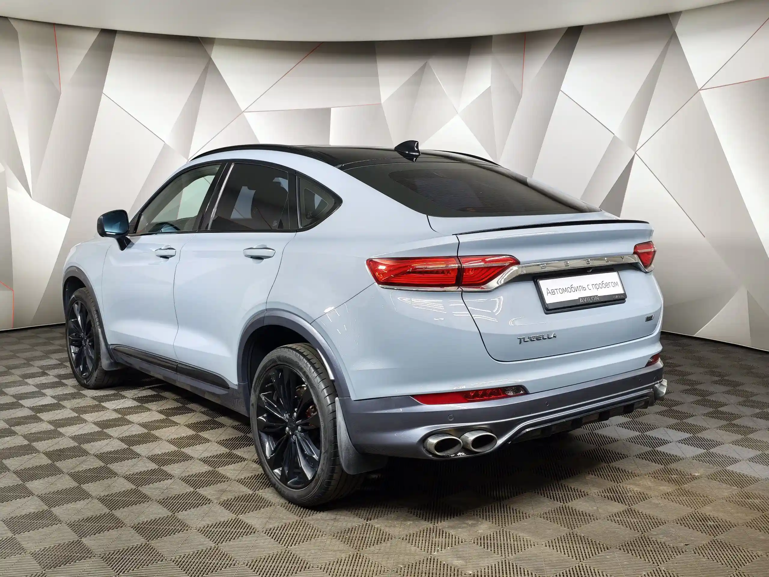 Geely Tugella 2022