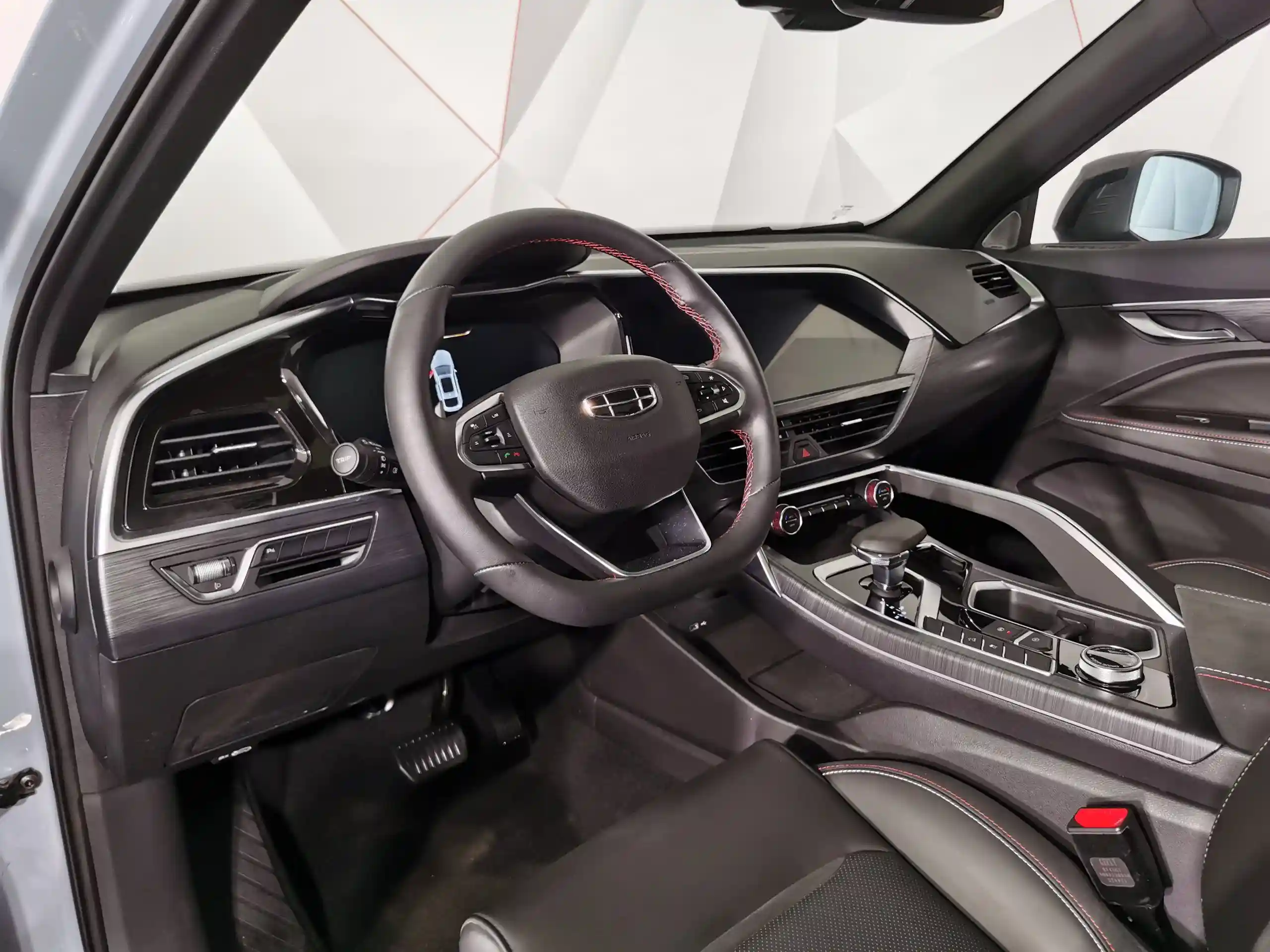 Geely Tugella 2022