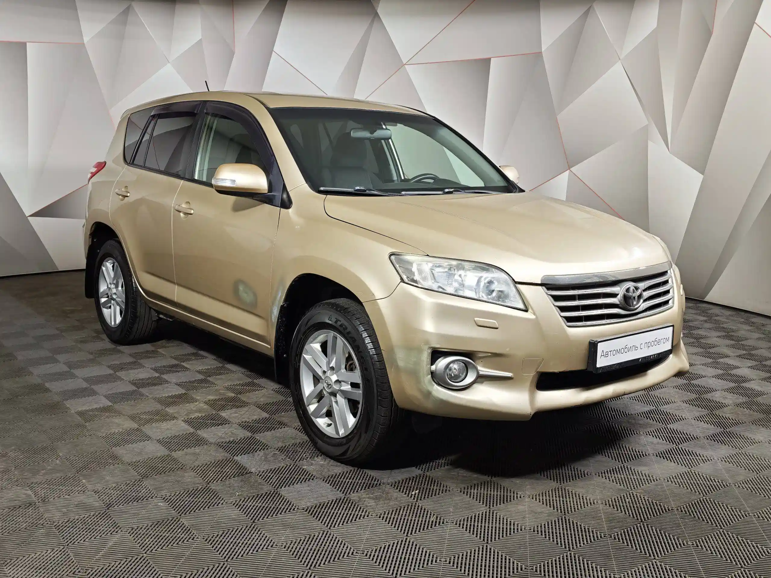 Toyota RAV4 2011