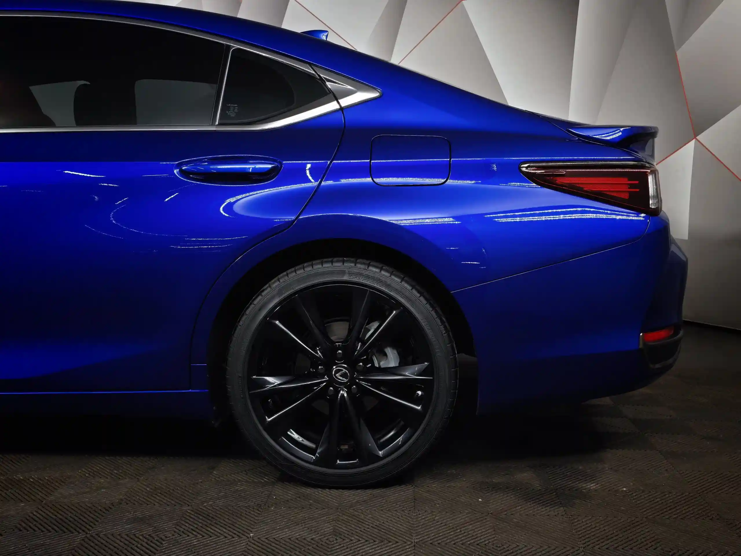 Lexus ES 2022