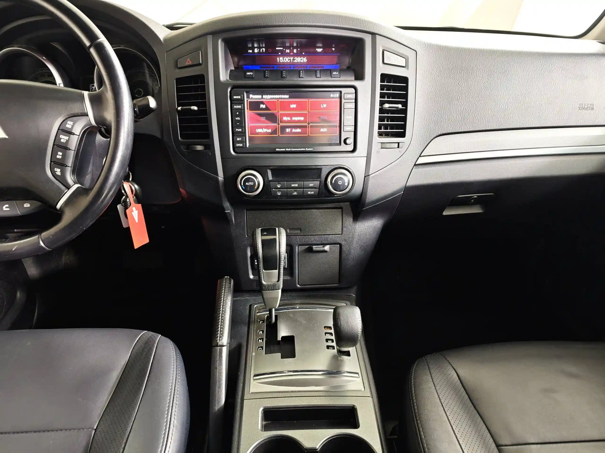 Mitsubishi Pajero 2011